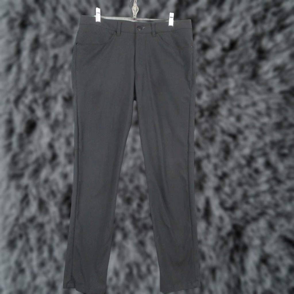 Lululemon Lululemon Men Pants 32 Black 5 Pocket Stretch Slim Leg Casual Golf Tapered Front Zip Mens Size US 32 / EU 48 - 1 Thumbnail