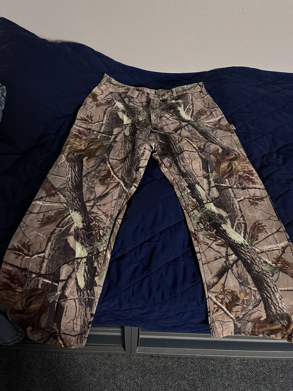 Carhartt Carhartt Camo Carpenter Dungaree Pants B235 CAP Size US 34 / EU 50 - 1 Thumbnail