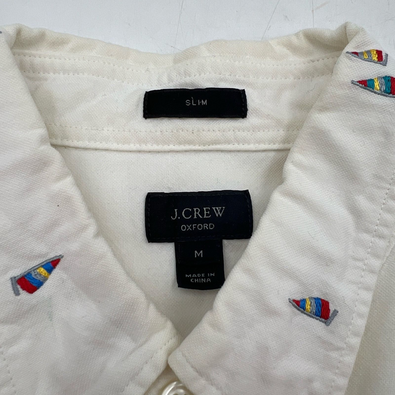 J.Crew J.Crew Oxford Embroidered Sailboat Button Down Slim Shirt Size US M / EU 48-50 / 2 - 3 Thumbnail