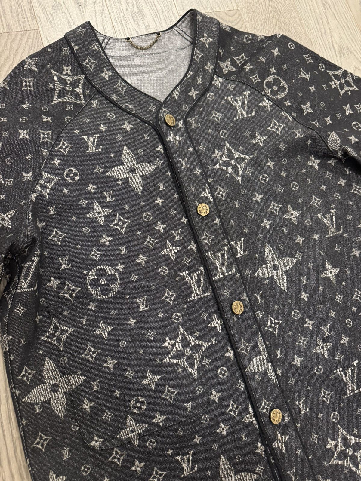 Louis Vuitton Louis Vuitton Denim Button Up Size US XL / EU 56 / 4 - 2 Thumbnail