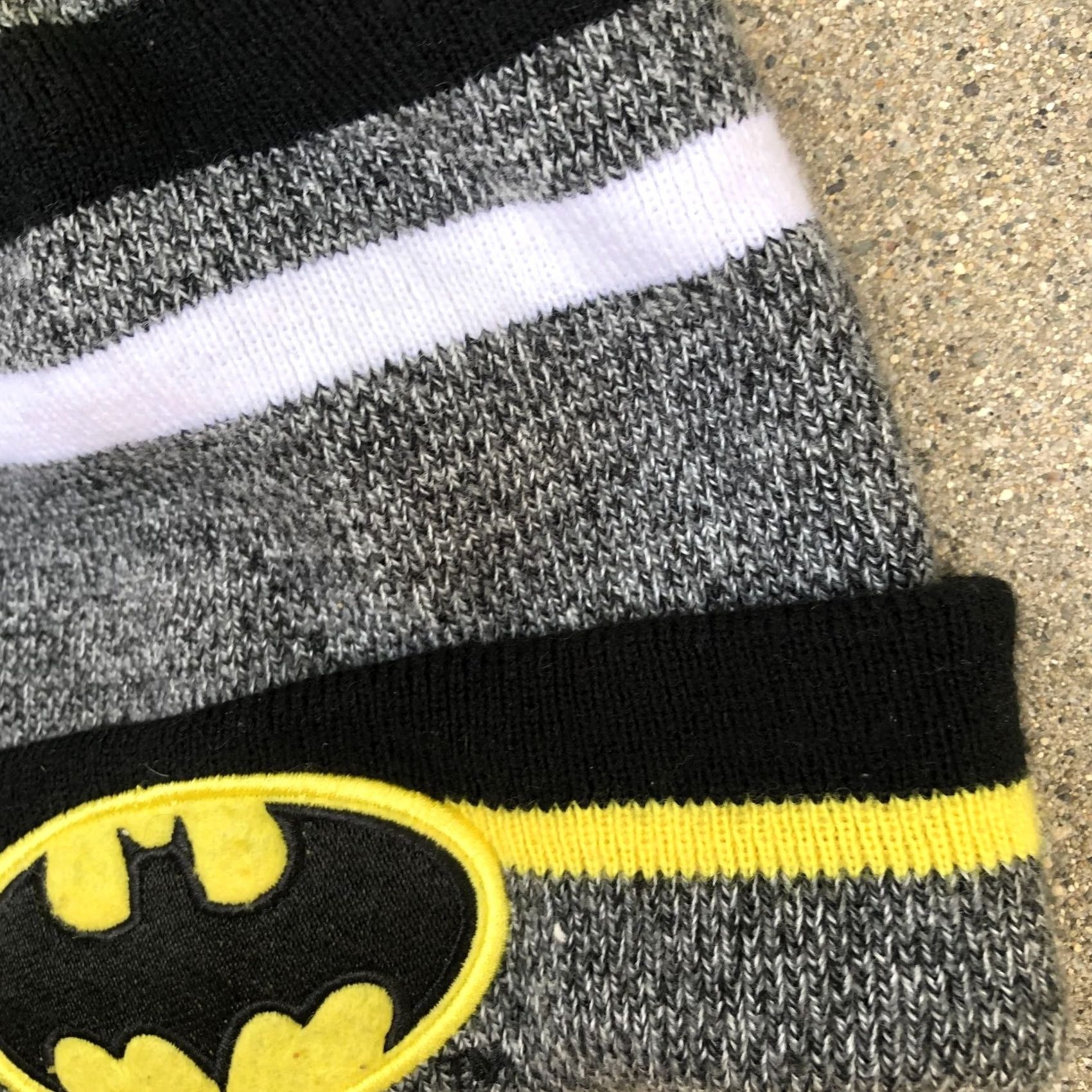 DC Comics DC Comics Batman Cuffed Beanie Pom Hat One Size Grey Cap Mens Size ONE SIZE - 3 Thumbnail