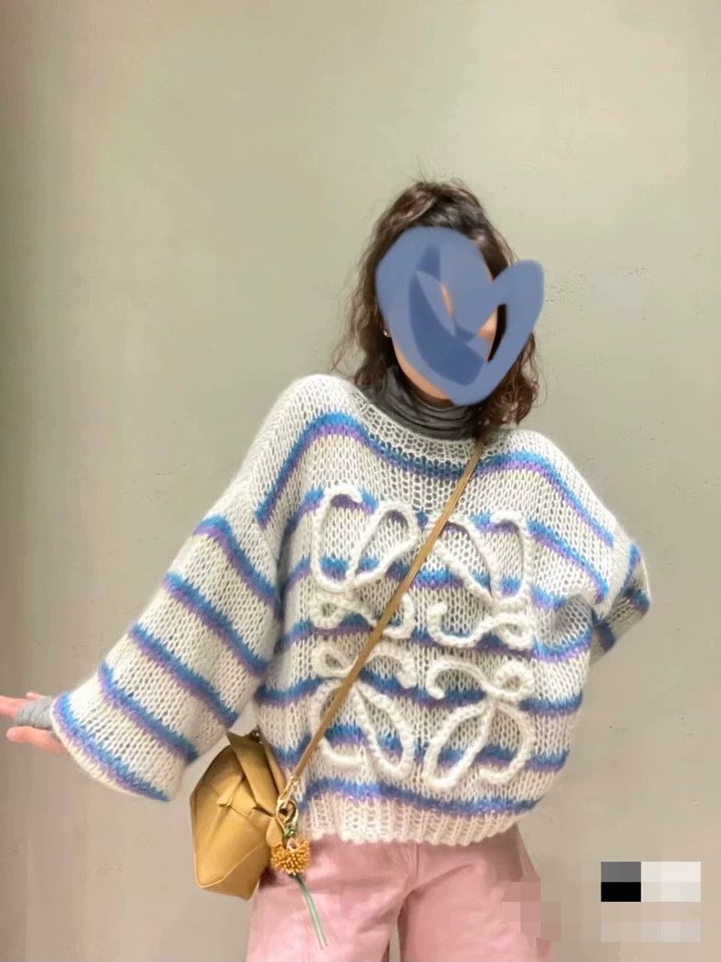 Loewe loewe Embossed seahorse hair blue and white striped sweater Size US S / EU 44-46 / 1 - 5 Thumbnail