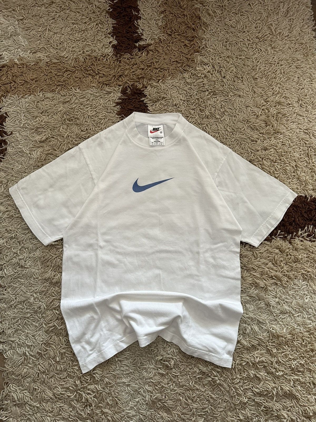 Nike × Vintage 🔥VINTAGE NIKE CENTRE SWOOSH LOGO OVERSIZE T-SHIRT🔥 Size US S / EU 44-46 / 1 - 1 Thumbnail