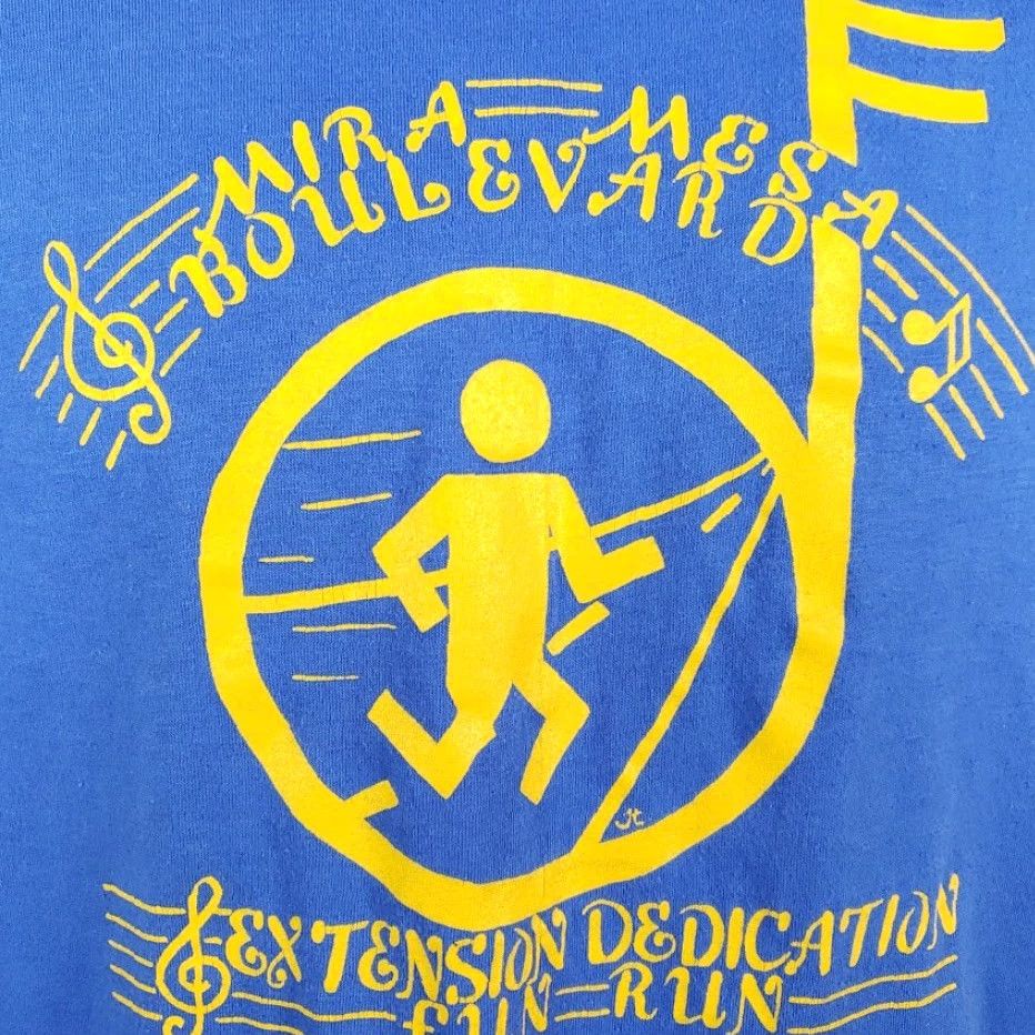Hanes VINTAGE Hanes Mira Mesa Boulevard Fun Run T Shirt Mens Small S 80s Made In USA Blue Cotton Blend Graphic Tee Running 80s Mens Shirts Size US S / EU 44-46 / 1 - 3 Thumbnail