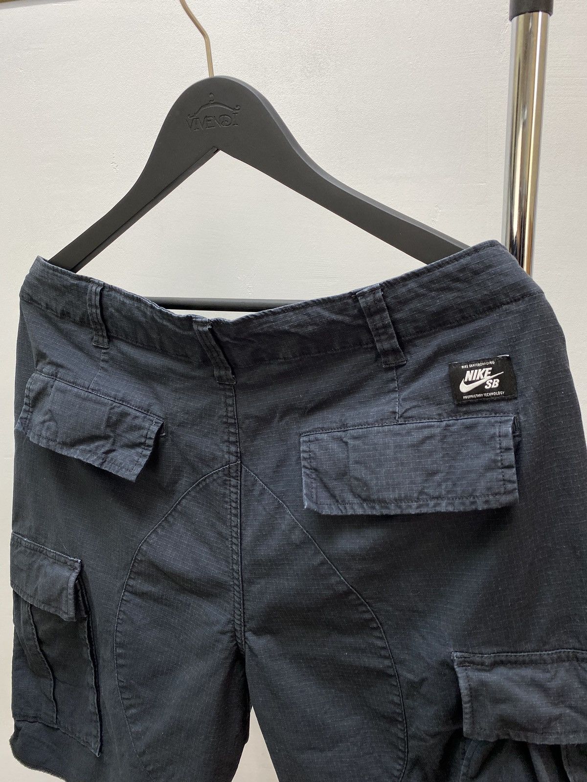 Nike Nike SB Skateboarding Cargo Black Shorts Men’s 36 Size Hype Size US 36 / EU 52 - 17 Thumbnail