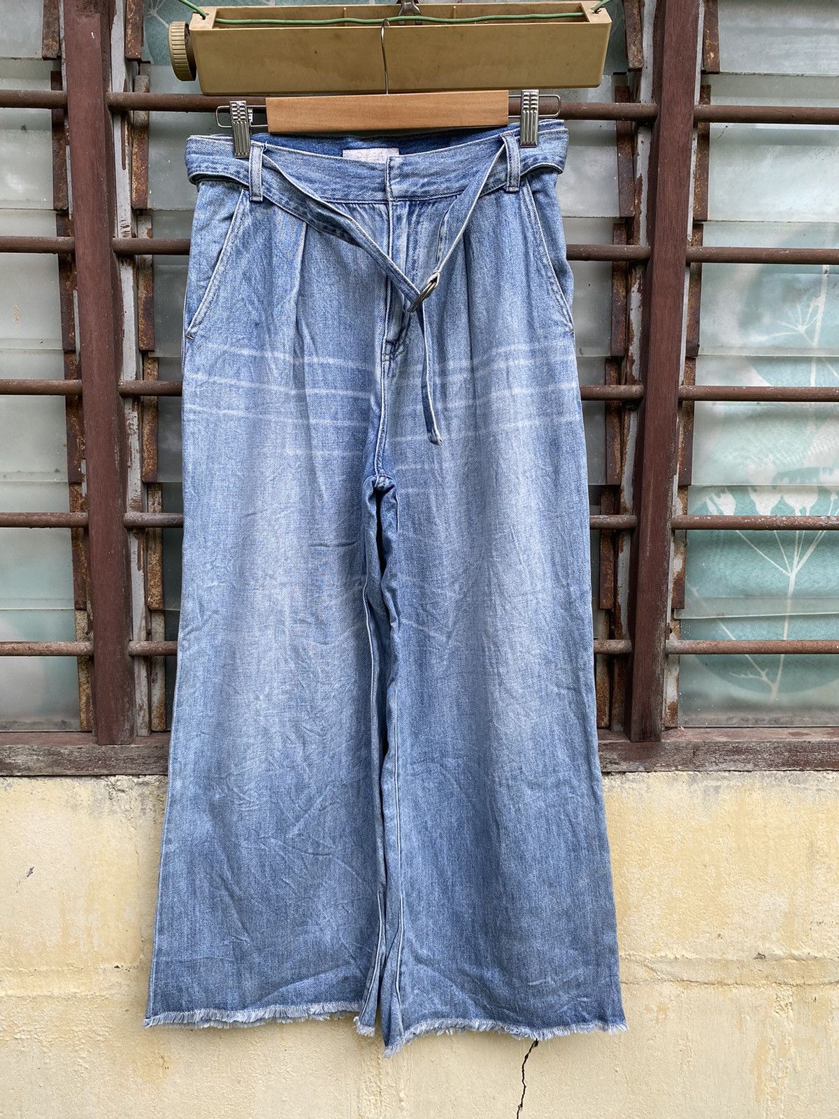 image of Distressed Denim Discoat Jeans Womens Blue Denim Pants High Rise Wide Leg (Size 28)
