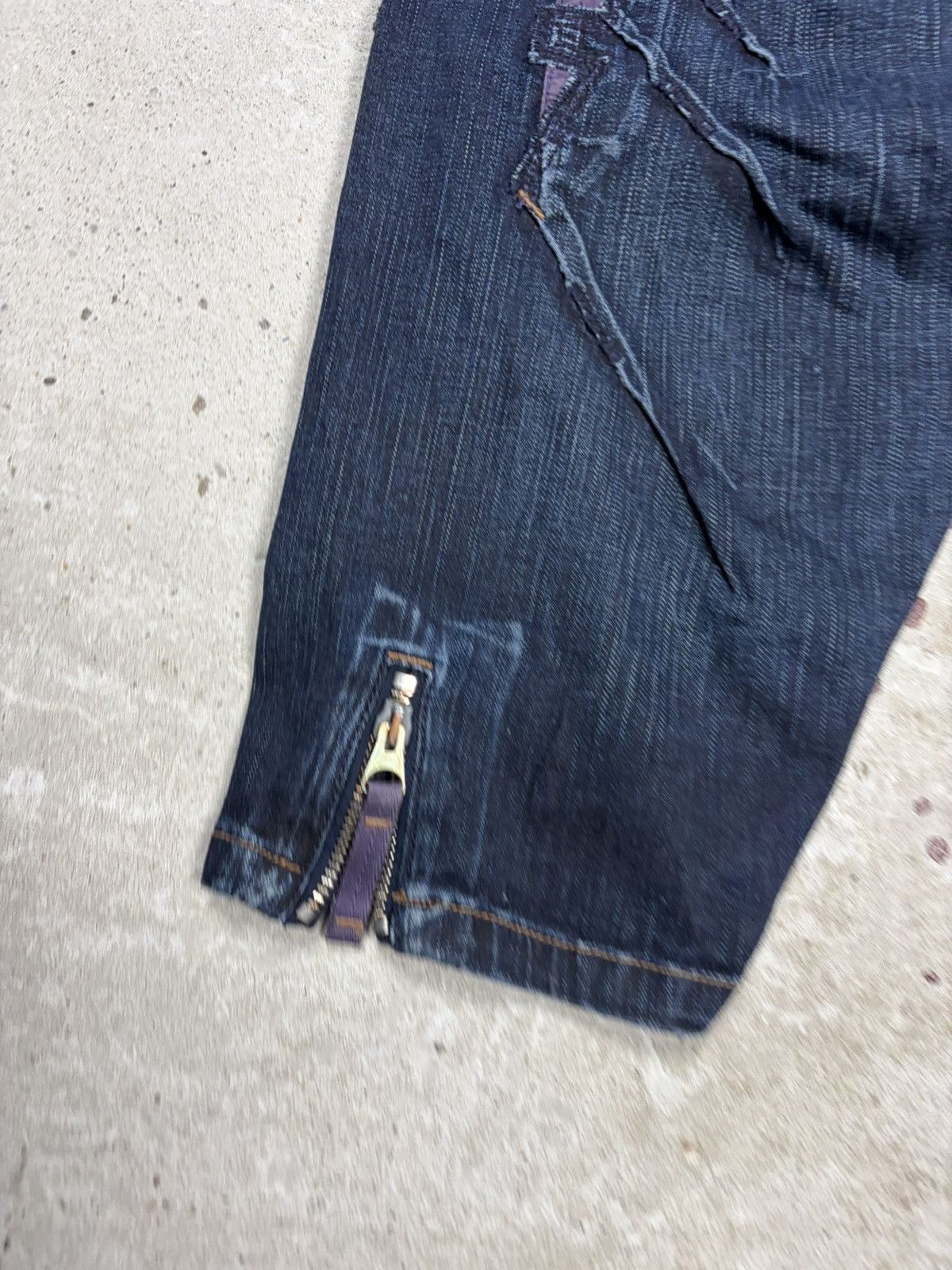 Marithe + Francois Girbaud Marithe Francois Girbaud Cargo Capri Jeans with Zippers Size 29" - 11 Thumbnail