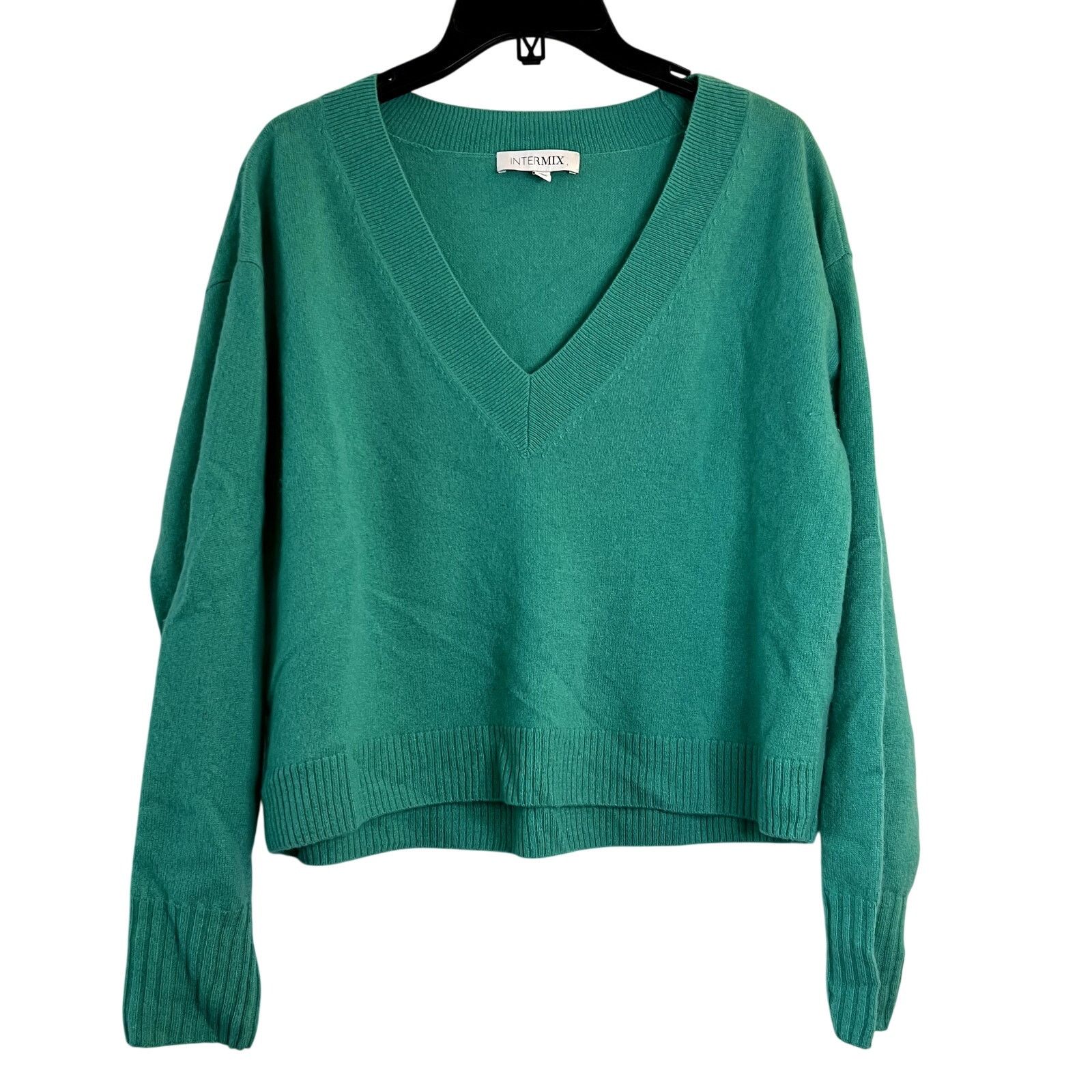 INTERMIX Intermix V-neck Cashmere sweater size S in Green Size S / US 4 / IT 40 - 3 Thumbnail