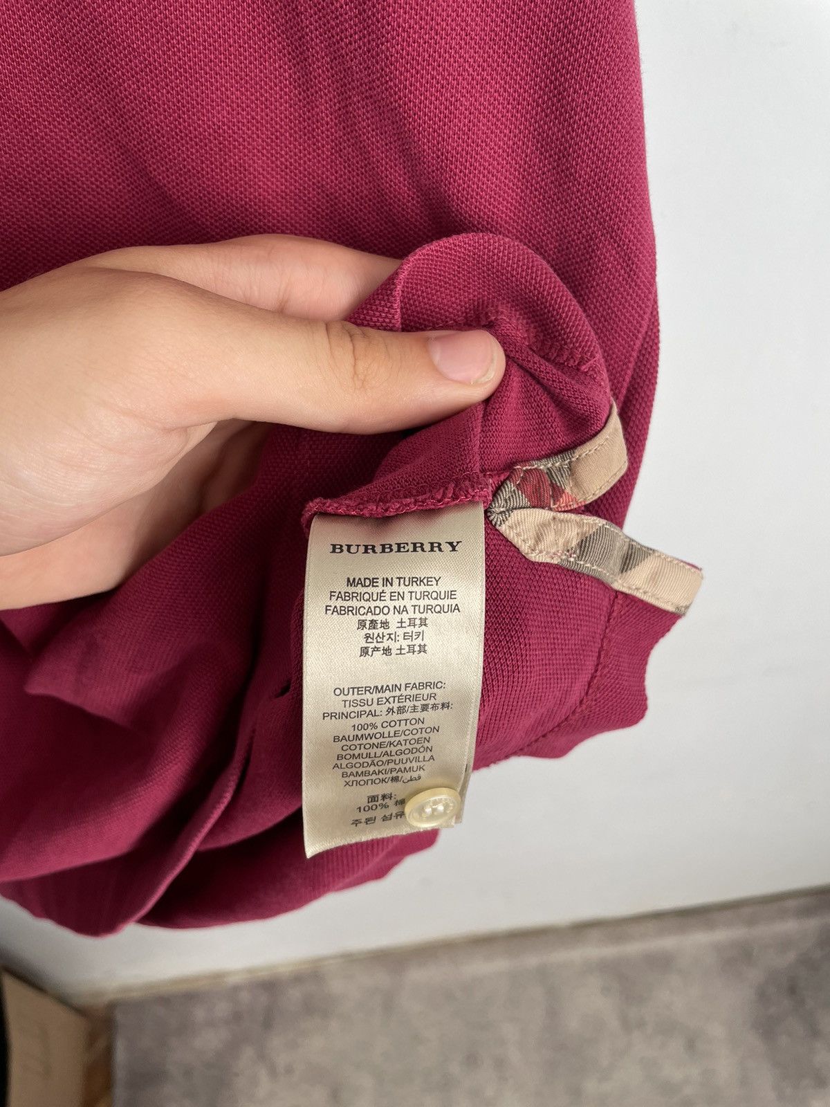 Burberry crazy burberry polo t-shirt luxury Size US L / EU 52-54 / 3 - 6 Thumbnail