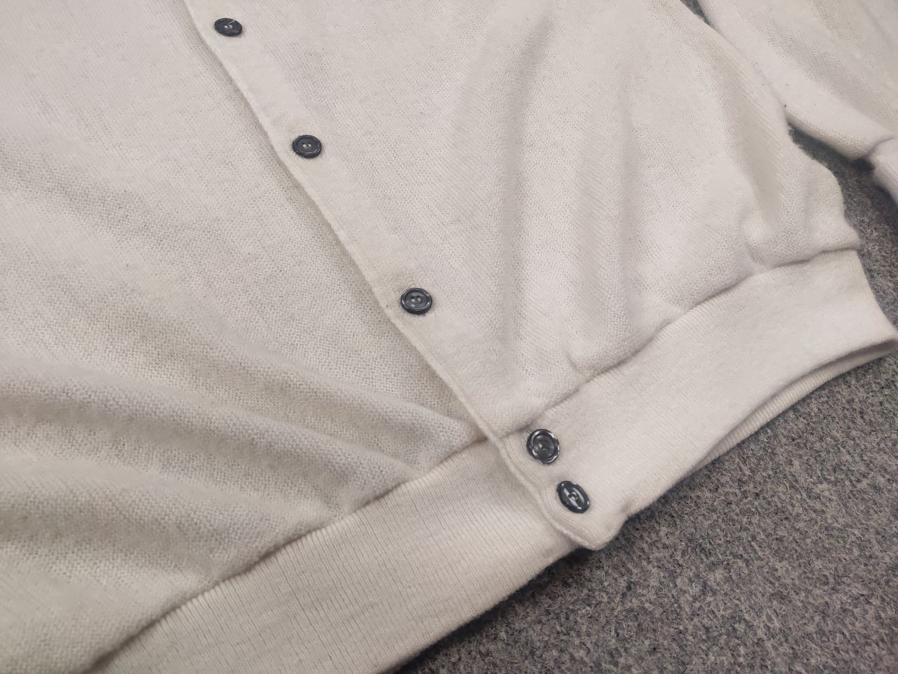 Lacoste Rare Vintage 80's Lacoste Izod Logo White Cardigan Sweater Size US XL / EU 56 / 4 - 6 Thumbnail