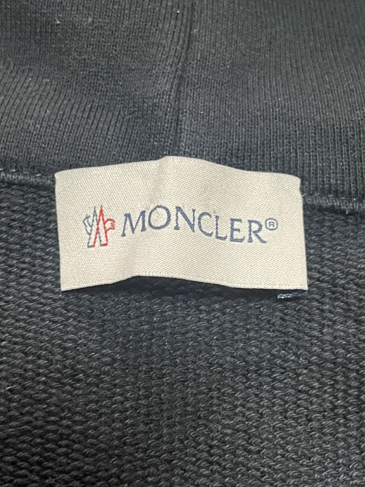 Fragment Design × Moncler MONCLER FRAGMENT ZIP HOODIE WORLD TOUR 2019 SIZE M-L Size US L / EU 52-54 / 3 - 19 Thumbnail