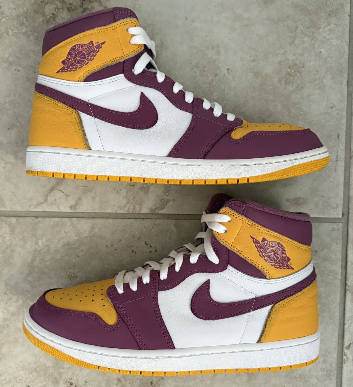 Jordan Brand Air Jordan 1 High OG ‘Brotherhood’ – Size 11 Size US 11 / EU 44 - 3 Thumbnail