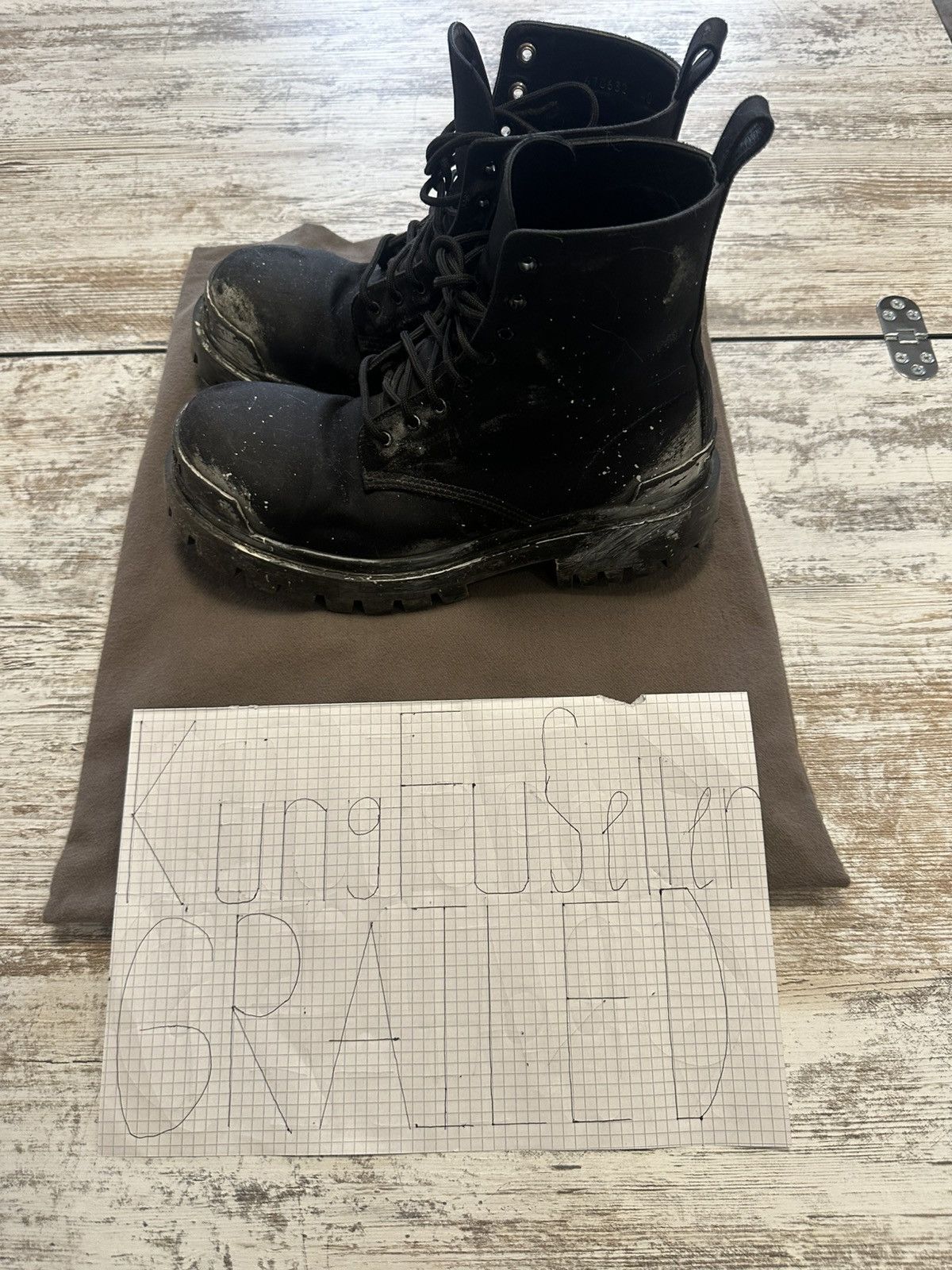 Balenciaga Balenciaga Strike Painted Boots Size US 7.5 / EU 40-41 - 2 Thumbnail