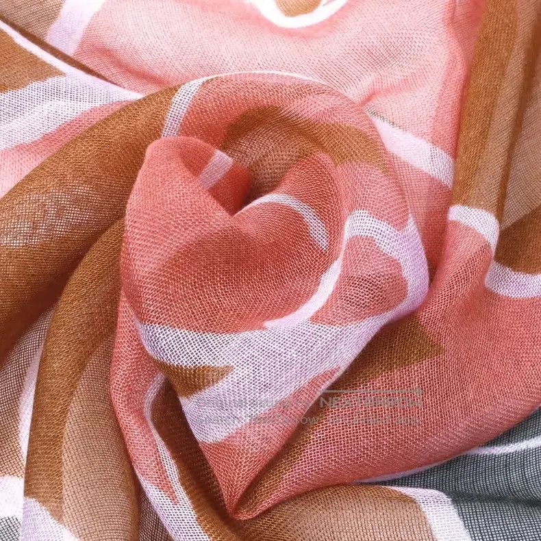 Dries Van Noten Dries Van Noten Shawl and scarf Size ONE SIZE - 7 Thumbnail