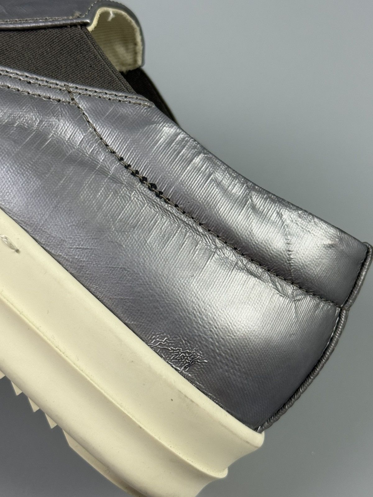 Rick Owens Drkshdw Rick Owens Drkshdw - Silver Slip on Boat Sneakers Size US 7 / EU 40 - 14 Thumbnail