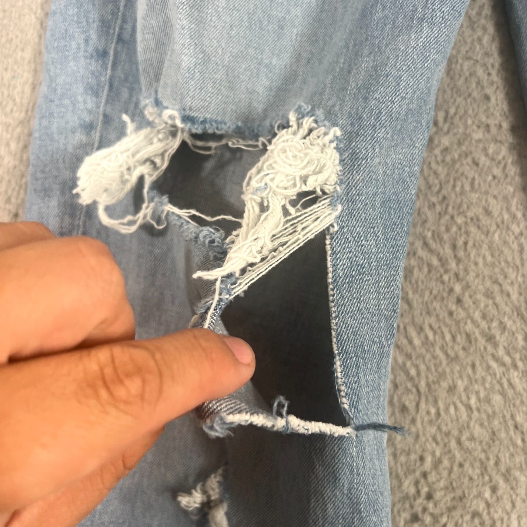 Abercrombie & Fitch Abercrombie & Fitch Women's 90s Straight Jeans Size 30 Light Wash Blue Distressed High Rise Size ONE SIZE - 2 Thumbnail