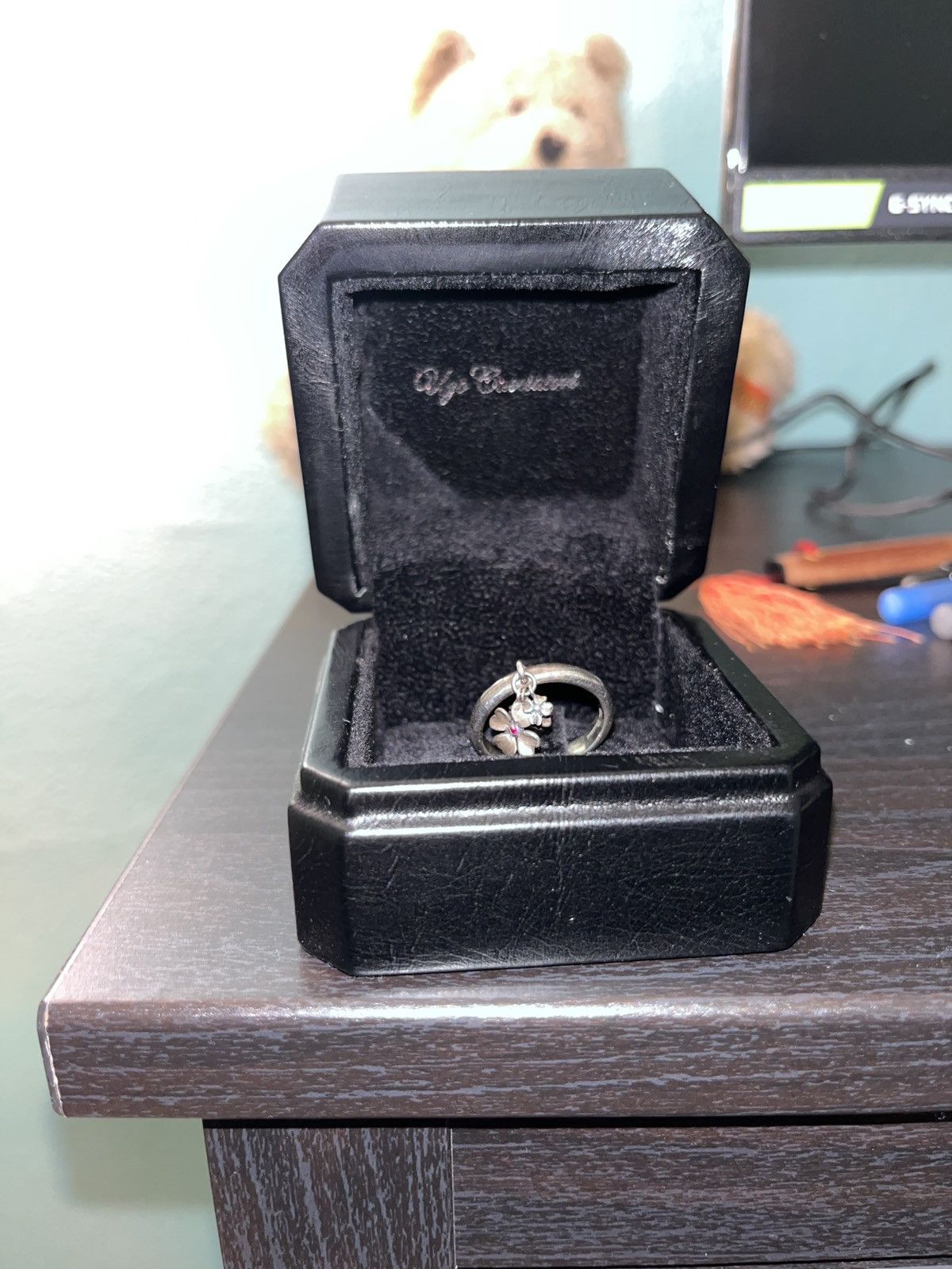 Ugo Cacciatori Pearl Foliage & Skulls Ring | Grailed