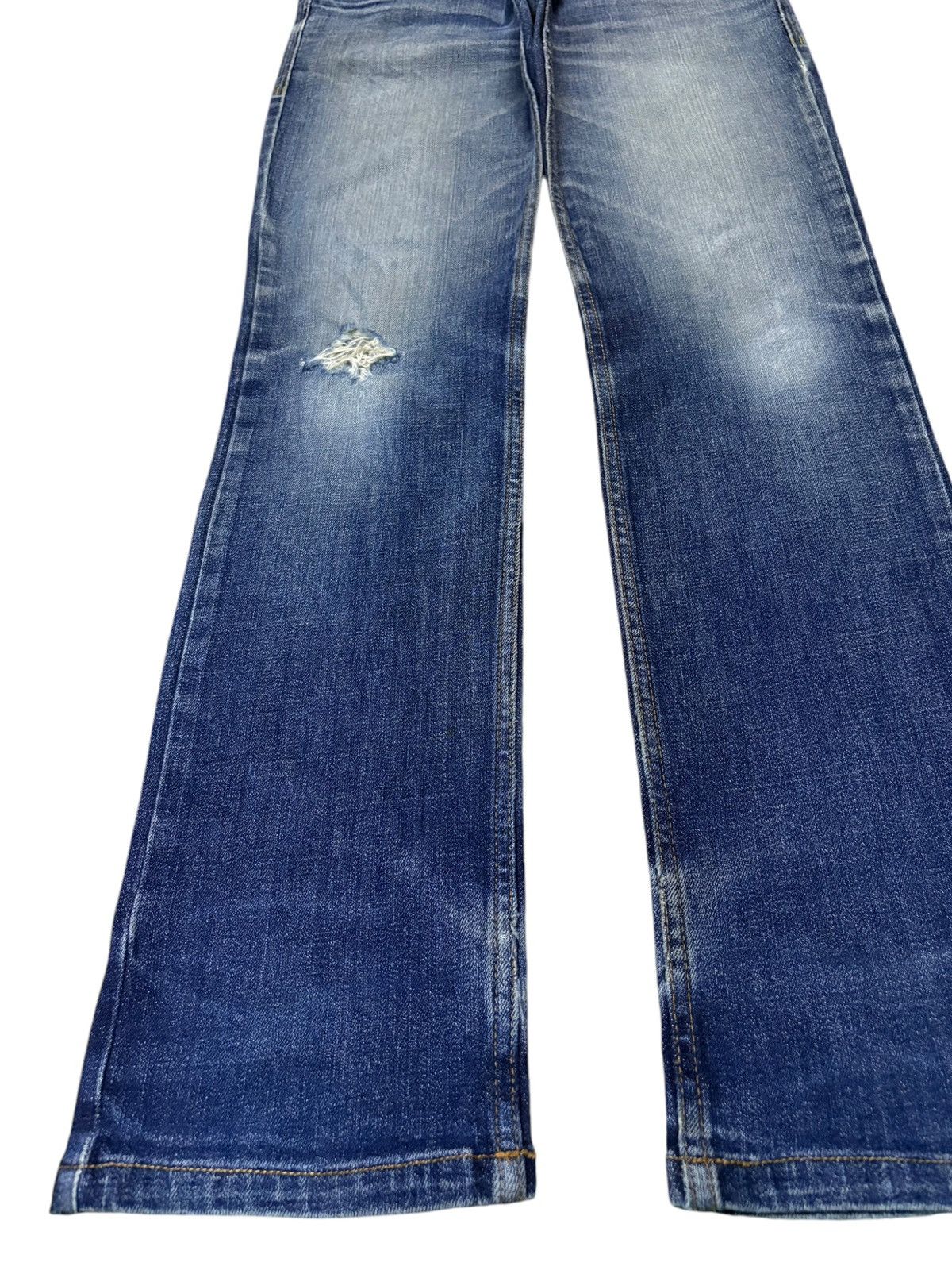 Katharine Hamnett London Vintage Hamnett Faded Blue Wash Distressed Slim Jeans Size US 32 / EU 48 - 6 Thumbnail