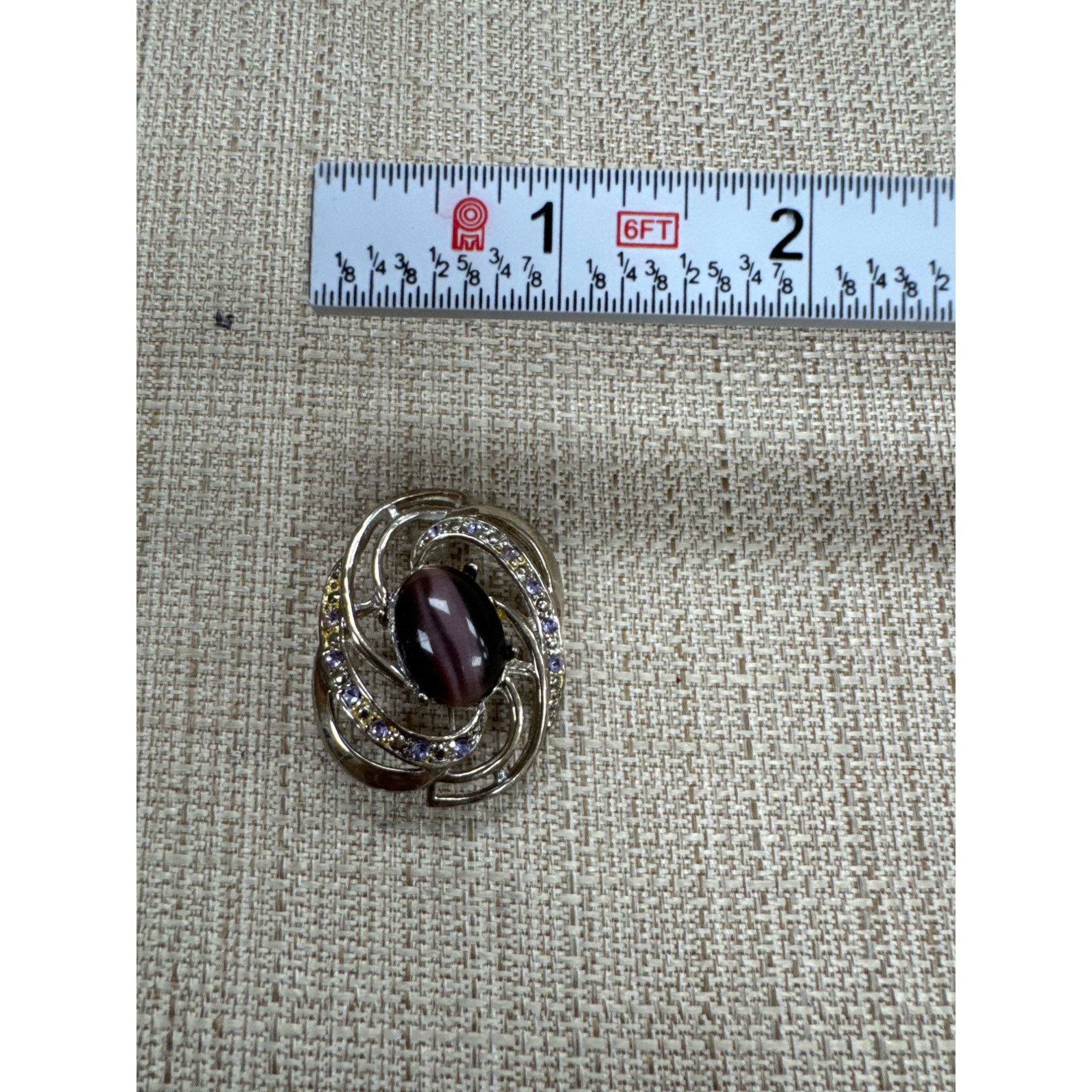 Vintage Set of 4 beautiful vintage women’s brooches SKU 4426 Size ONE SIZE - 8 Thumbnail