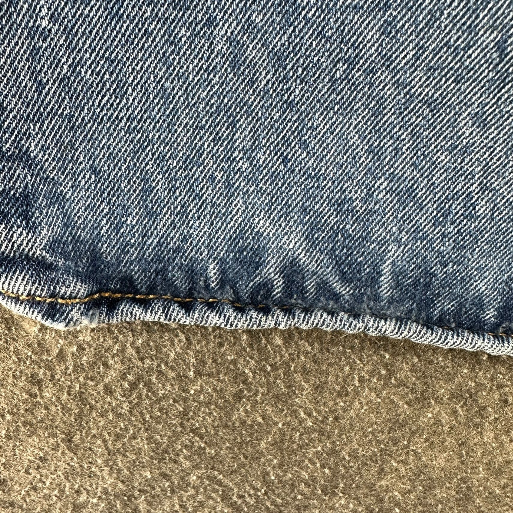Levi's VINTAGE Levi's 501 Jeans Mens 34x29 Blue Regular Light Wash Button Fly Straight Relaxed Denim 5-Pocket Size US 34 / EU 50 - 7 Thumbnail