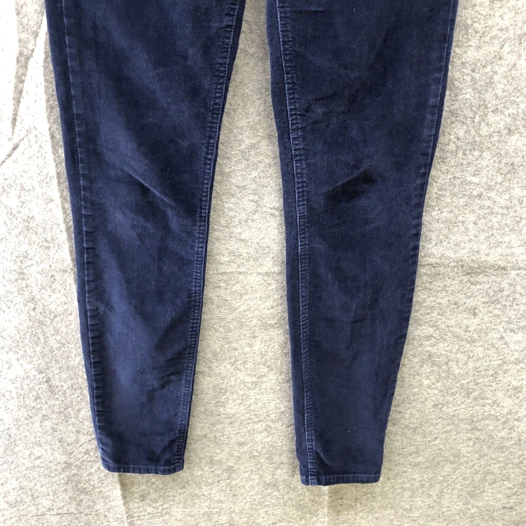 Madewell Madewell Corduroy Skinny Pants Womens Size 26 Dark Blue Low Rise 26x32 (26x31) Regular SlIM Pants Size 26" / US 2 / IT 38 - 4 Thumbnail