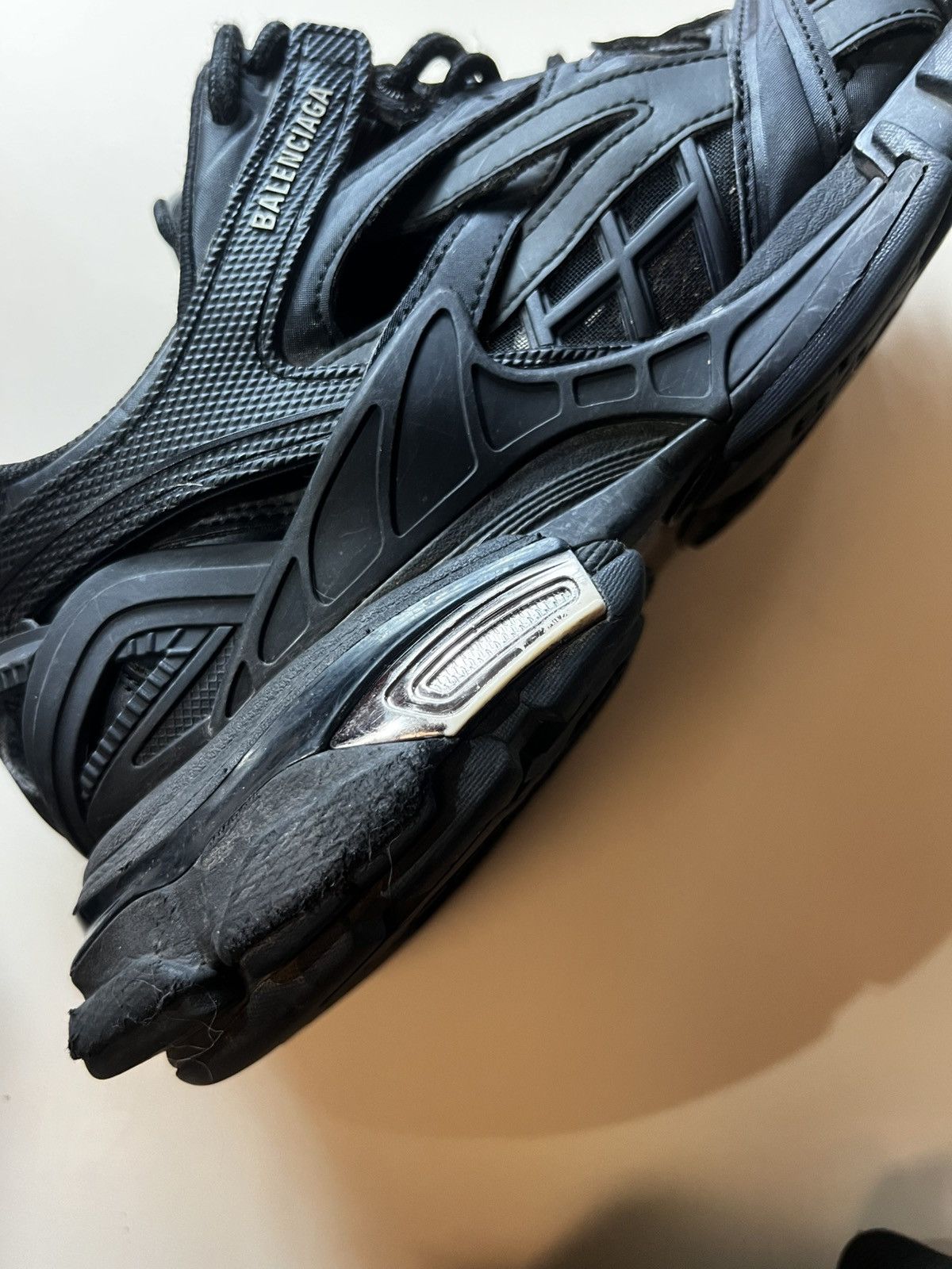 Balenciaga Balenciaga Track2 black sneaker Size US 9 / EU 42 - 9 Thumbnail