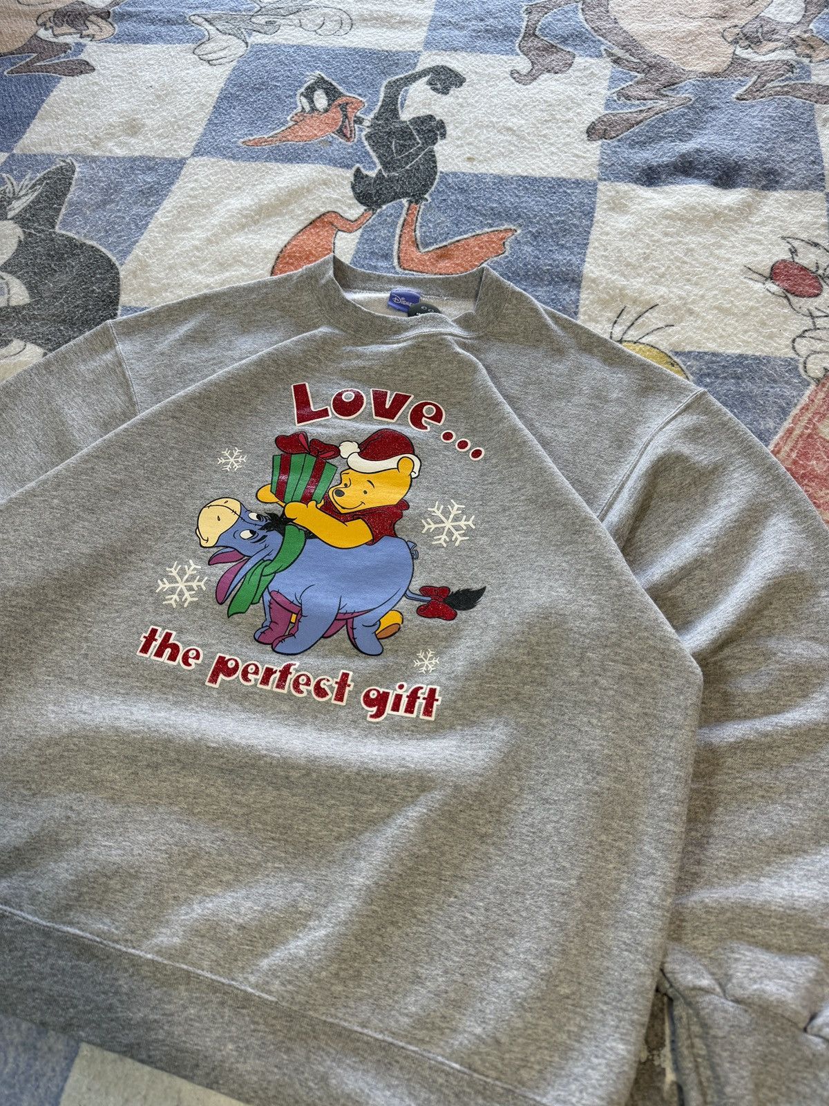 Disney Vintage winnie the pooh christmas crewneck Size US XL / EU 56 / 4 - 2 Thumbnail