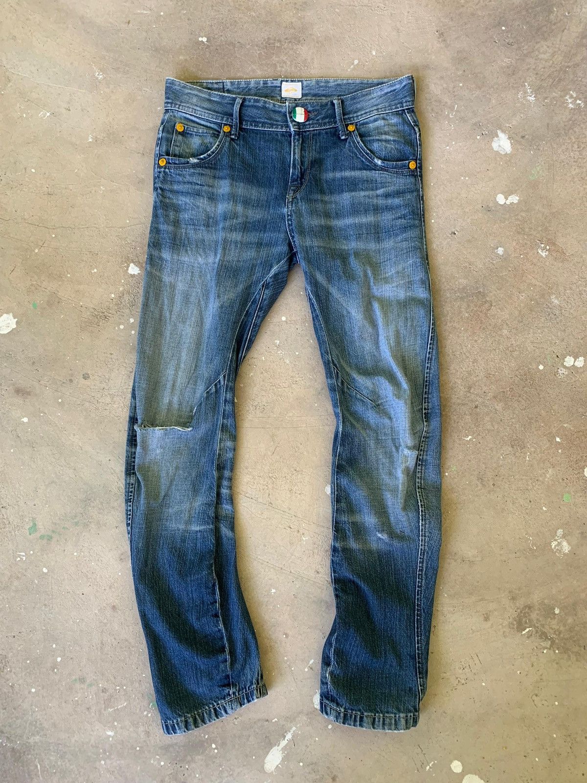 Japanese Brand Back Number Tokyo Curved 3D Distressed Denim Jeans Size US 30 / EU 46 - 1 Thumbnail