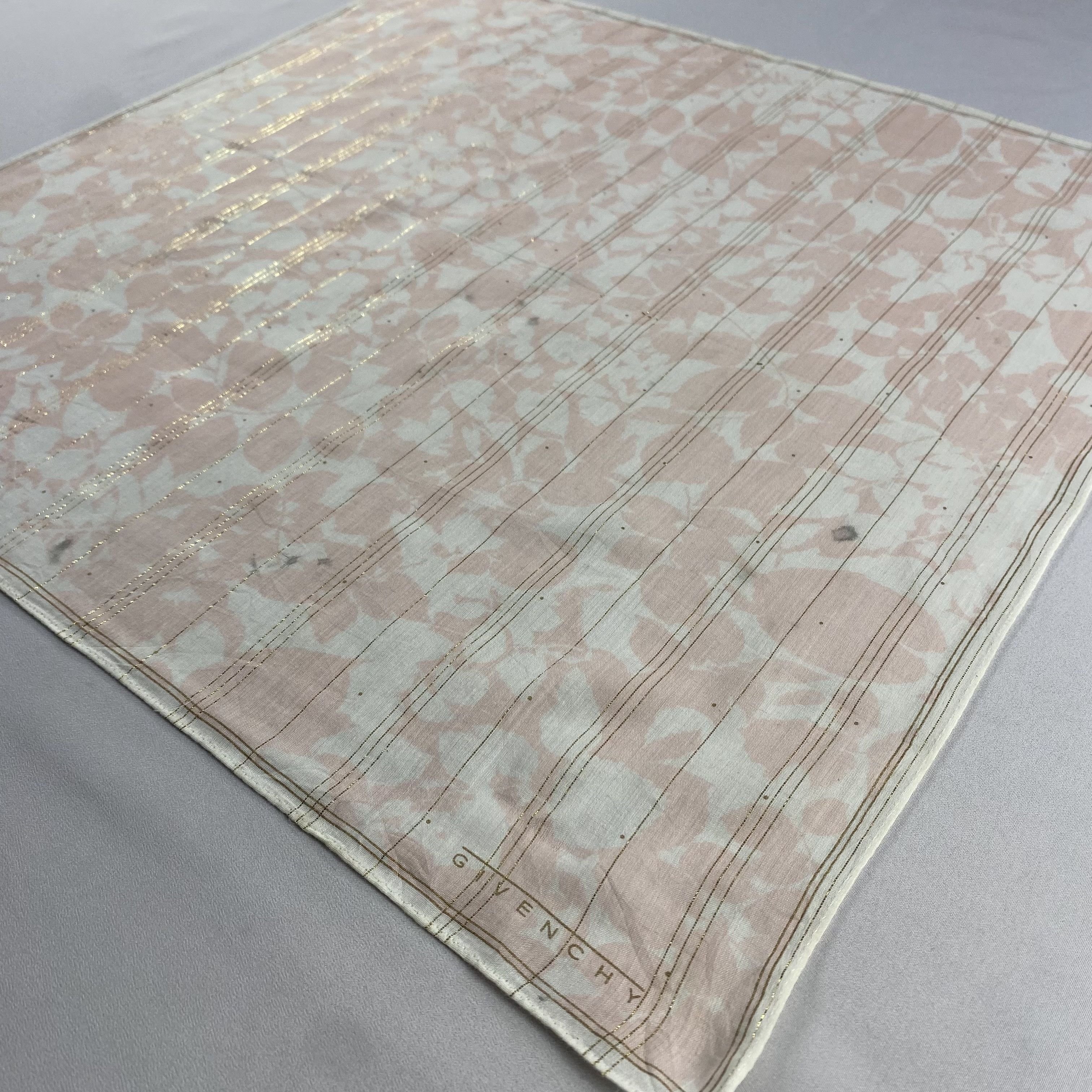 Vintage Givenchy Bandana/ Handkerchief / Neckerchief-P1235 Size ONE SIZE - 2 Thumbnail