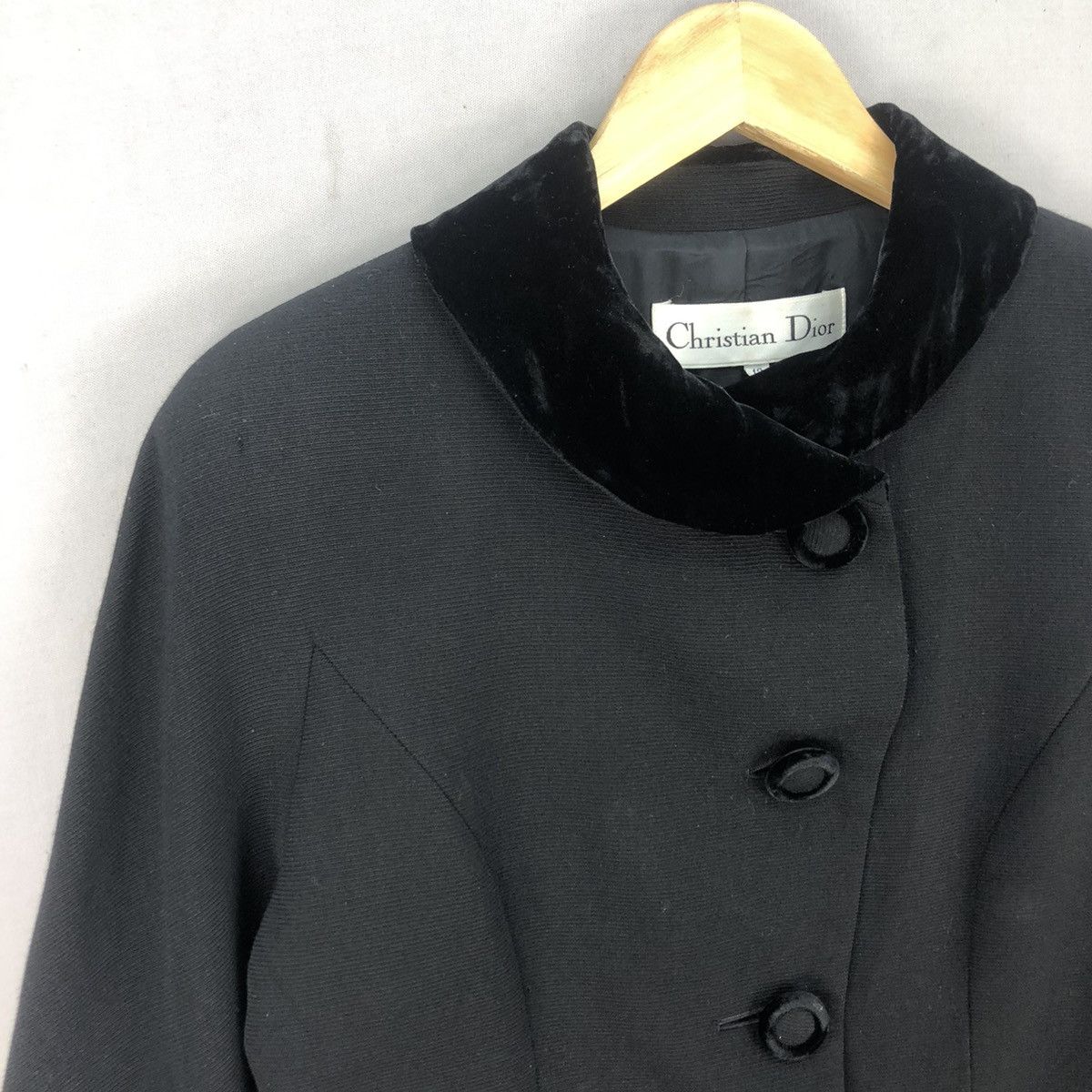 Dior Vintage Christian Dior Velvet Cropped Jacket Size S / US 4 / IT 40 - 2 Thumbnail