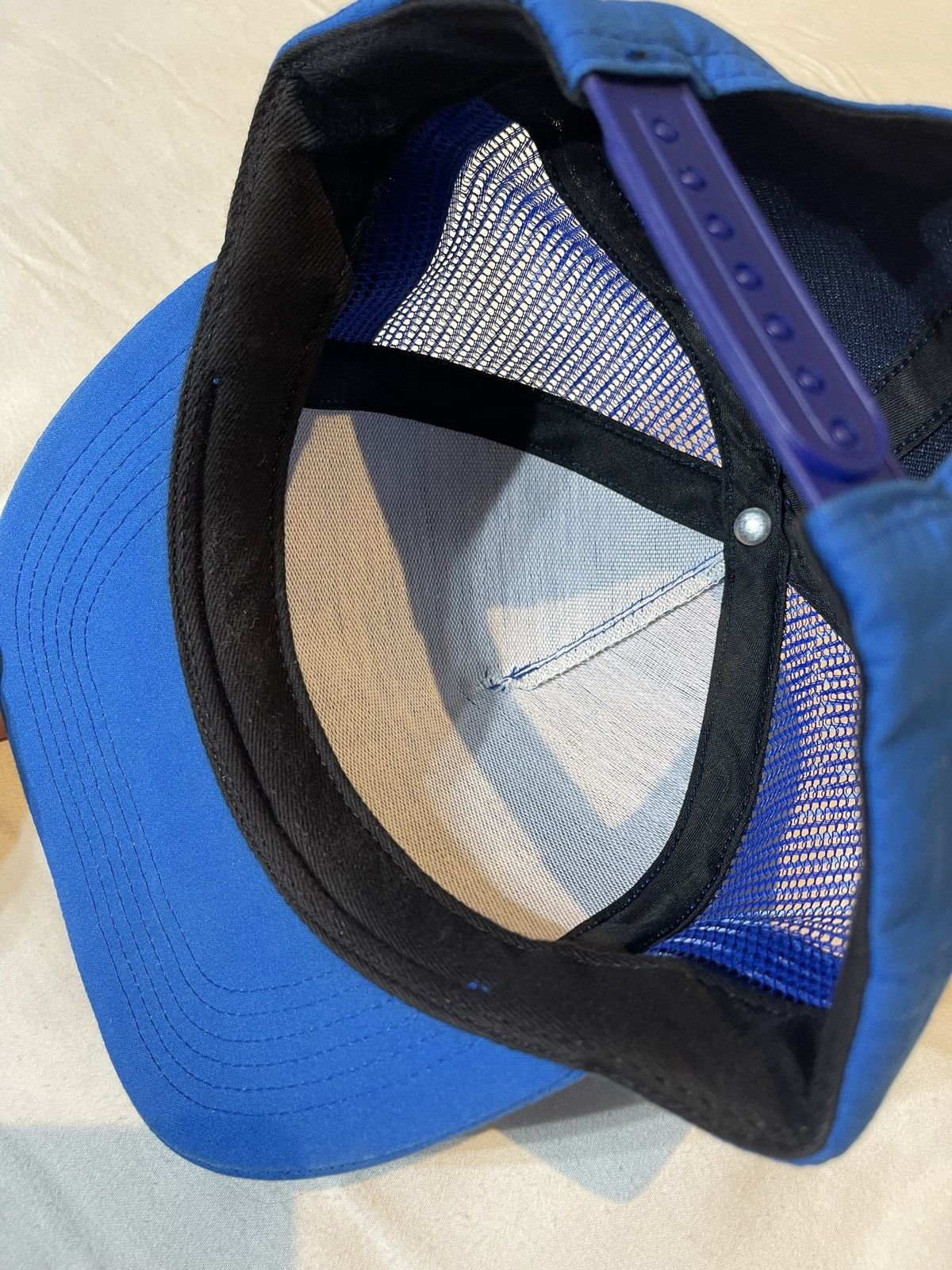 Supreme Supreme Blue Arc Logo Mesh SnapBack Size ONE SIZE - 10 Thumbnail