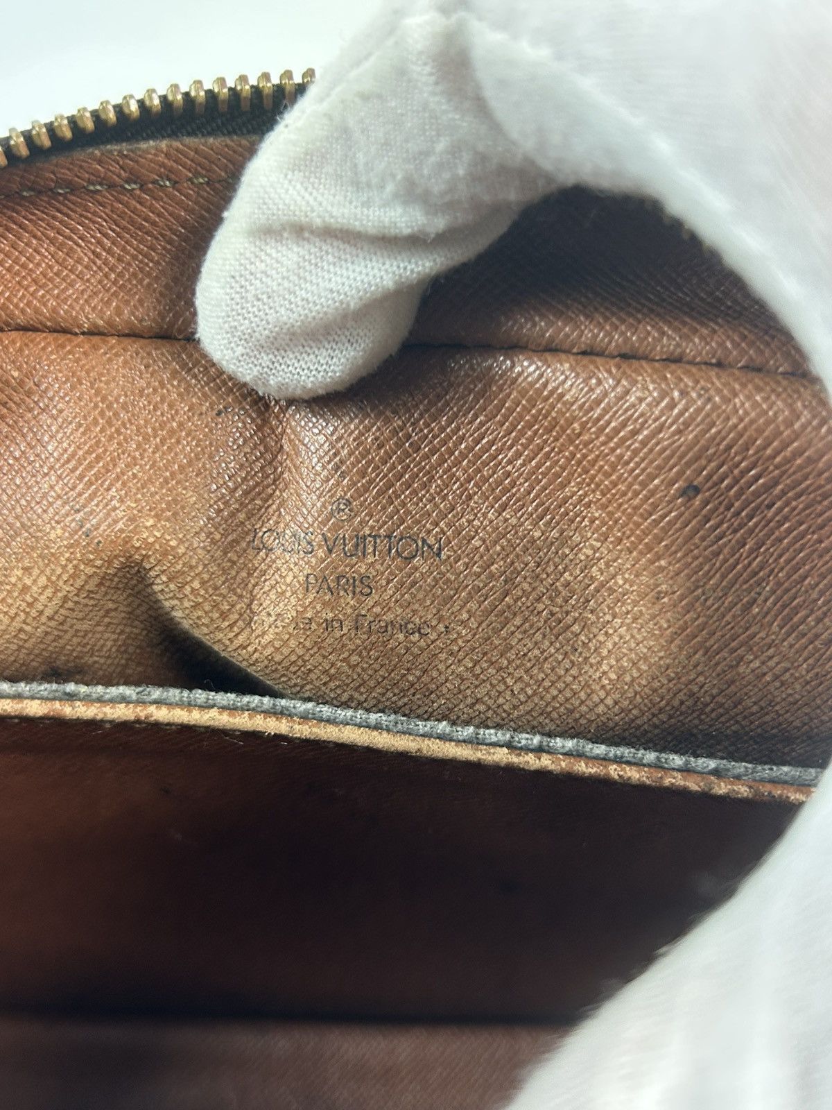 Louis Vuitton Louis Vuitton Monogram Toiletry Bag Size ONE SIZE - 7 Thumbnail