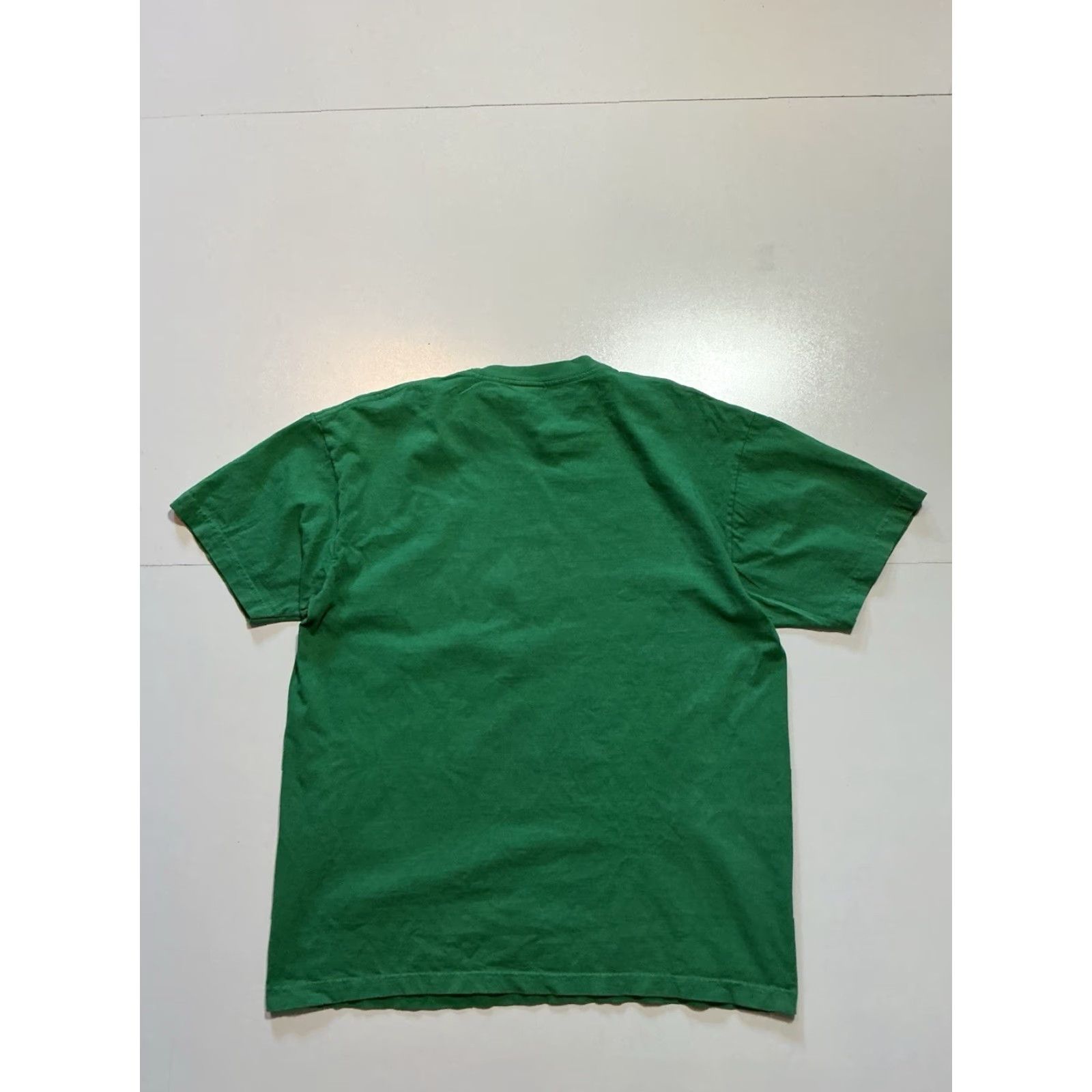 Undefeated VINTAGE Undefeated UNDFTD Los Angeles Five Strike Green Graphic 2002 S/S T-Shirt Sz. L Mens Shirt Green 2002 Five Strike UNDFTD LA SVG Size US L / EU 52-54 / 3 - 3 Thumbnail