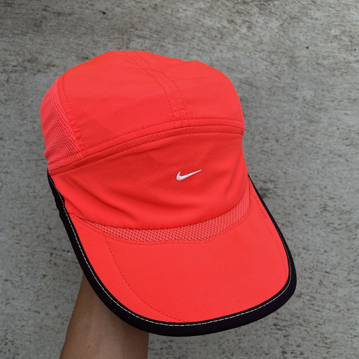 Nike Nike neon dry-fit hat Size ONE SIZE - 9 Thumbnail