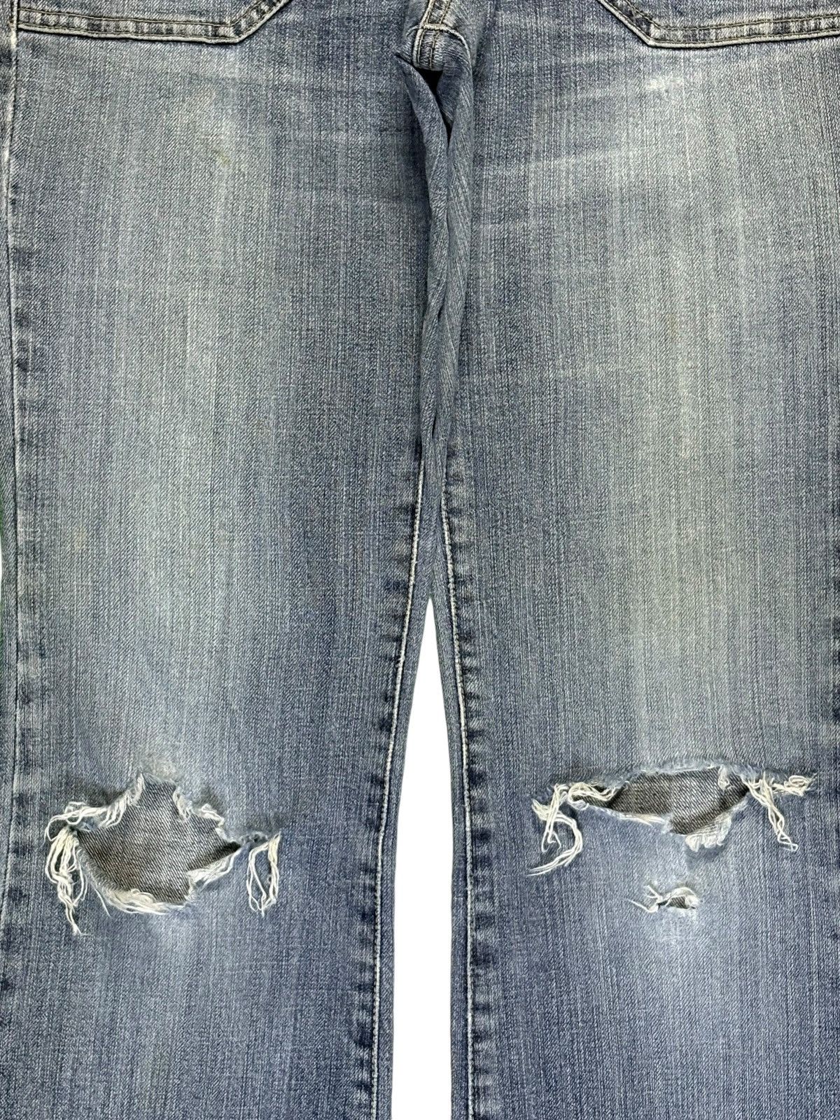 Japanese Brand Vintage Japanese Brand Faded Blue Wash Bush Flare Jeans Size 30" / US 8 / IT 44 - 5 Thumbnail