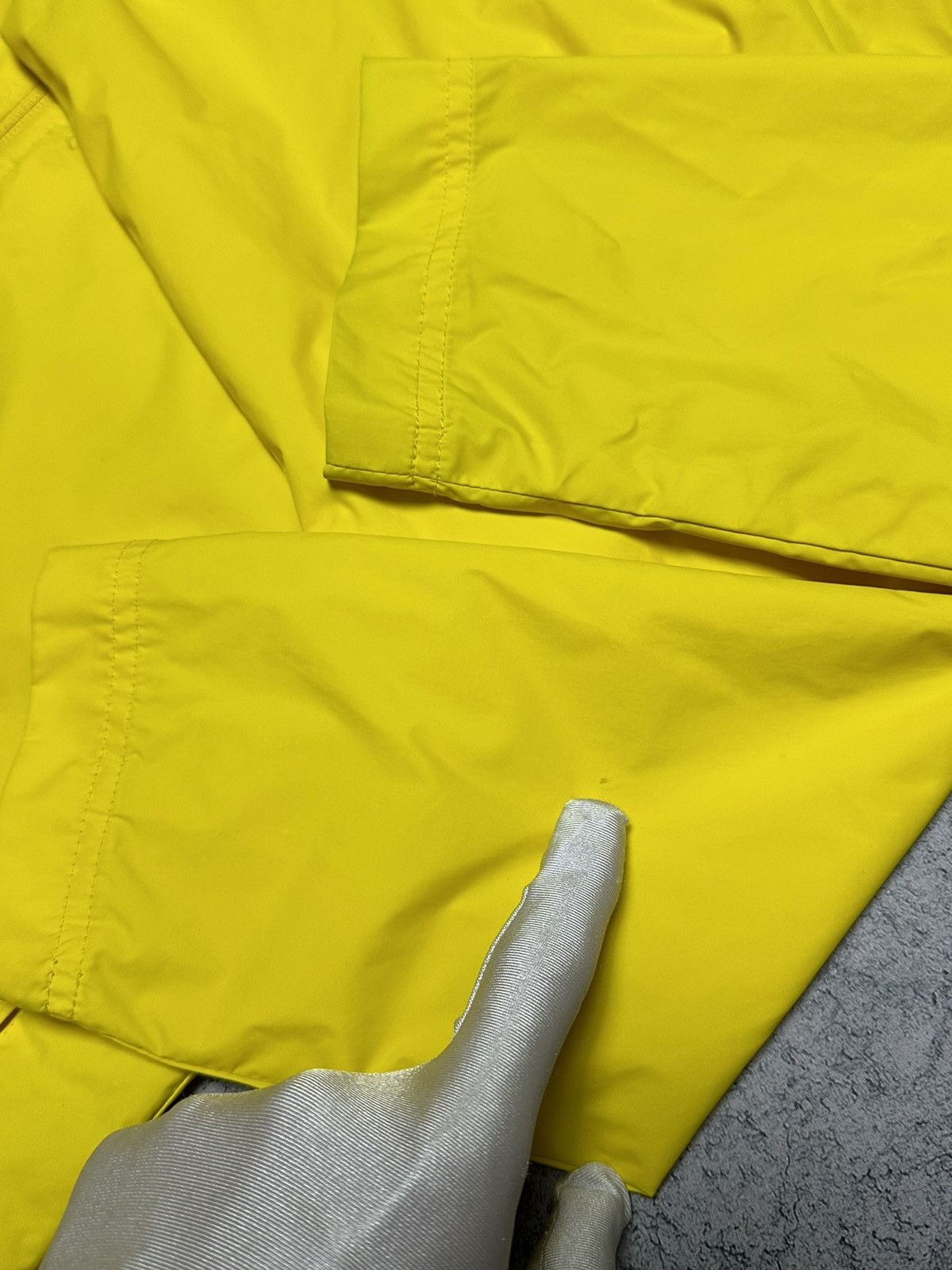 Puma Puma Borussia Dortmund Football Raincell Hooded Jacket Size US S / EU 44-46 / 1 - 8 Thumbnail