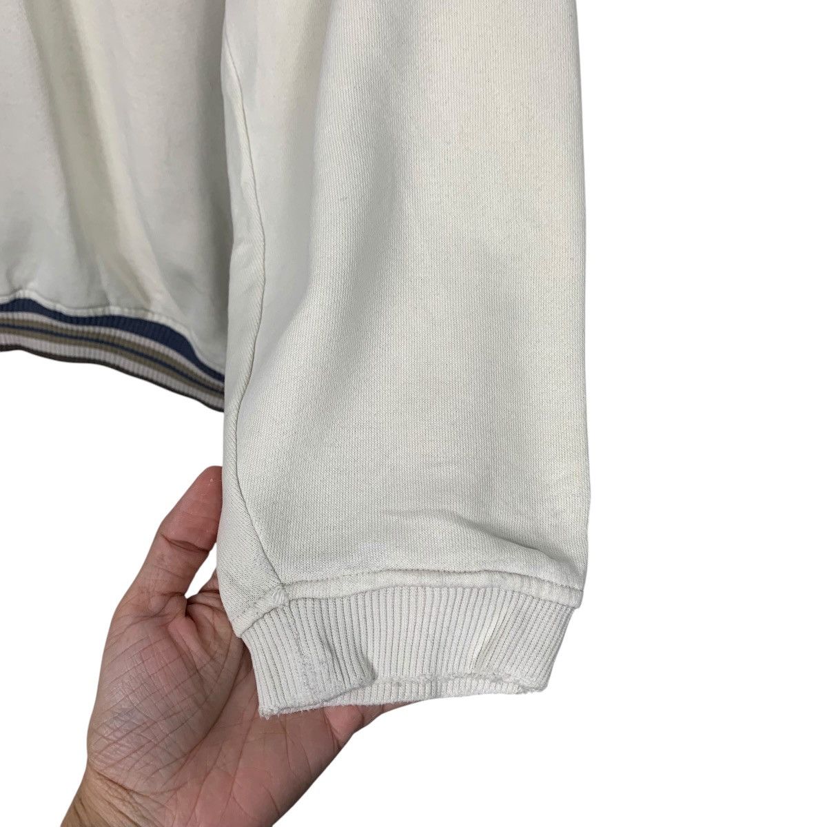 Quiksilver Vintage Quiksilver V-neck Sweatshirt Size US M / EU 48-50 / 2 - 9 Thumbnail