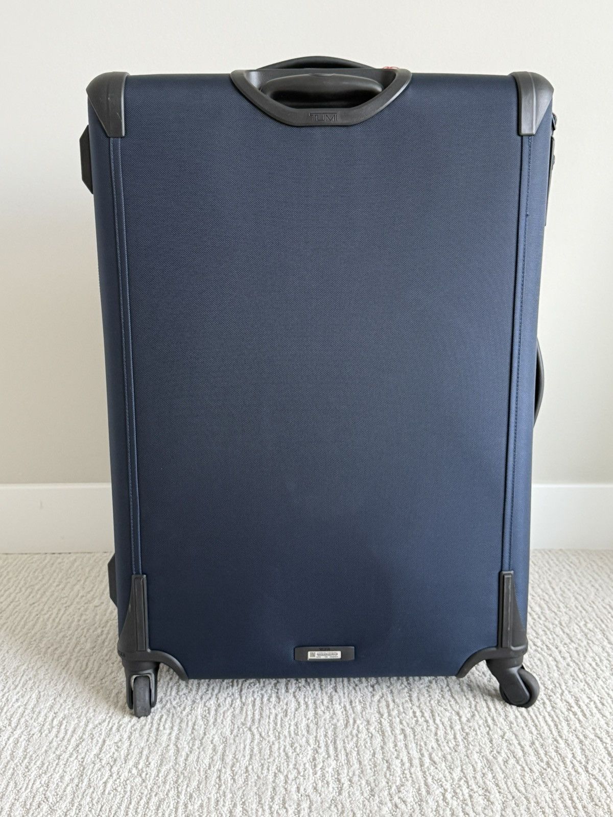 Tumi NWT Tumi Extended Trip Expandable 4 wheel suitcase $1350 Size 32 - 4 Thumbnail