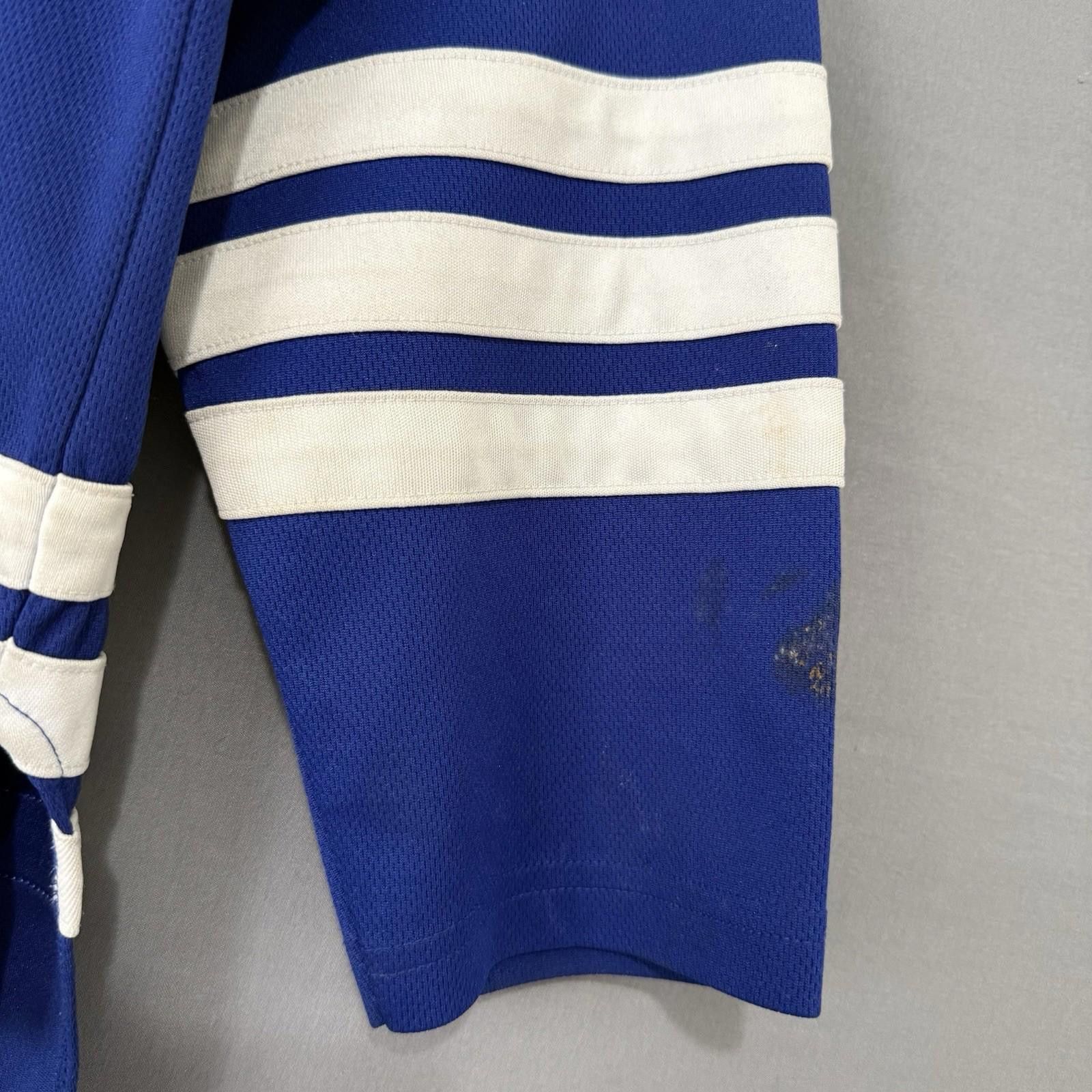 Reebok Toronto Maple Leafs Jersey S/M NHL Boys Size ONE SIZE - 11 Thumbnail