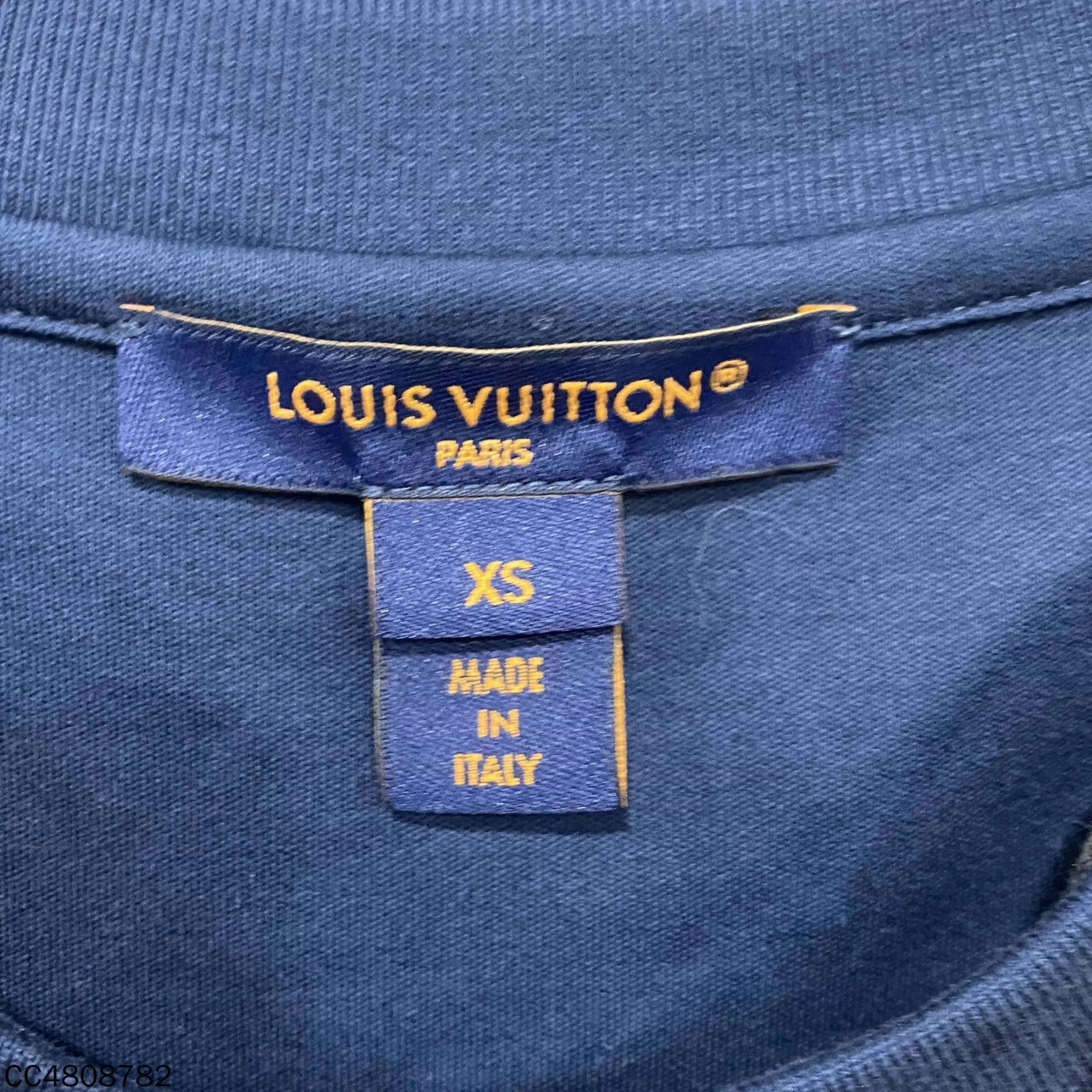 Louis Vuitton Louis Vuitton women's chain badge logo 99 New XS dress Size XS / US 0-2 / IT 36-38 - 5 Thumbnail