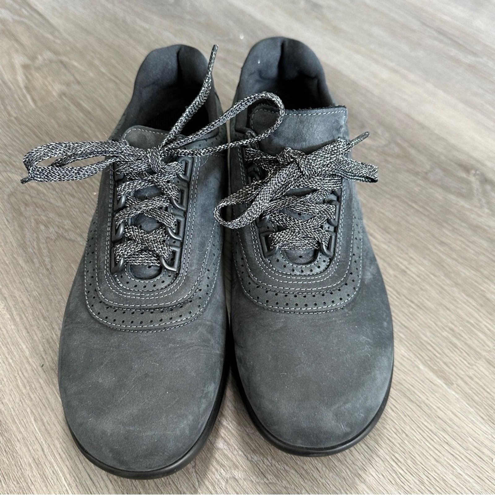 SAS SAS Walk Easy Lace Up Walking Shoe Slim Nubuck Leather 7.5 Size US 7.5 / IT 37.5 - 2 Thumbnail