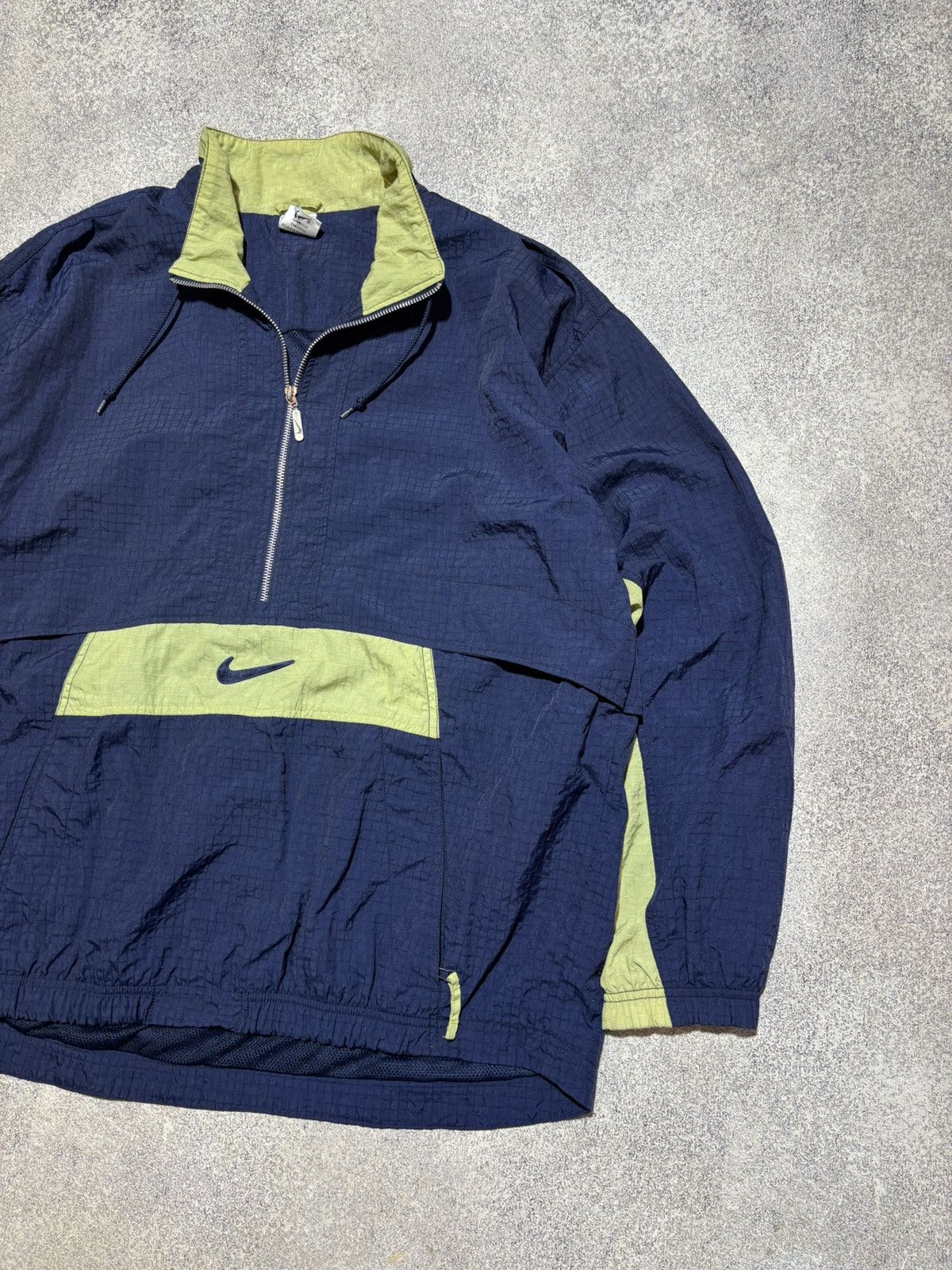 Nike × Vintage Nike 90s Vintage Nylon Center Swoosh Baggy Anorak Jacket Size US L / EU 52-54 / 3 - 2 Thumbnail