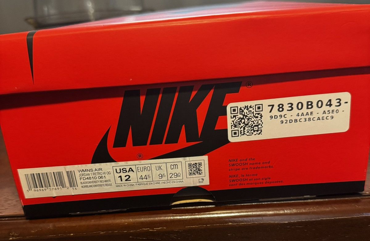 Jordan Brand WMNS Air Jordan Retro Hi OG Satin Bred Size US 10.5 / EU 43-44 - 7 Thumbnail