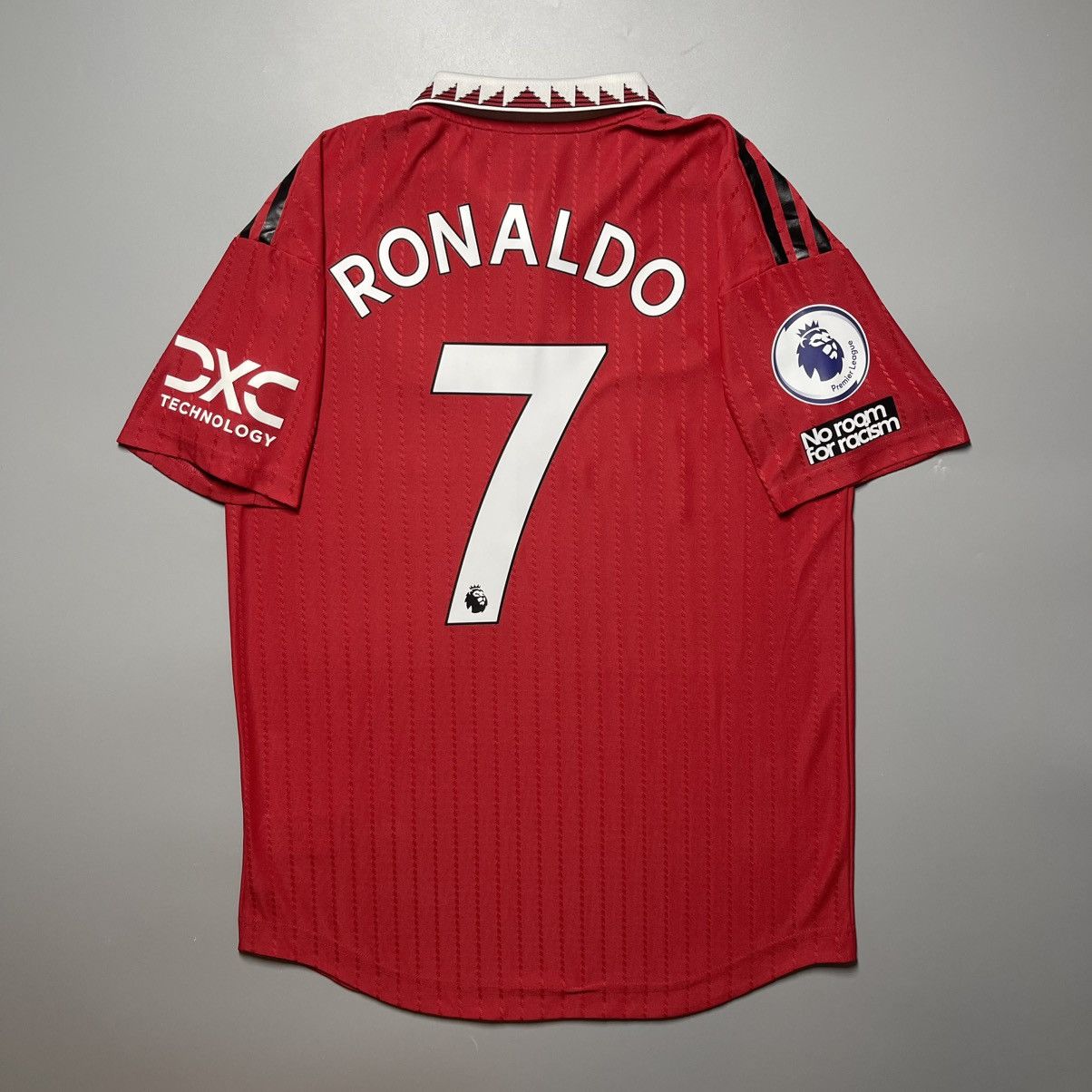 Vintage MANCHESTER UNITED ADIDAS 2022/2023 SOCCER JERSEY #7 RONALDO Size US M / EU 48-50 / 2 - 1 Thumbnail