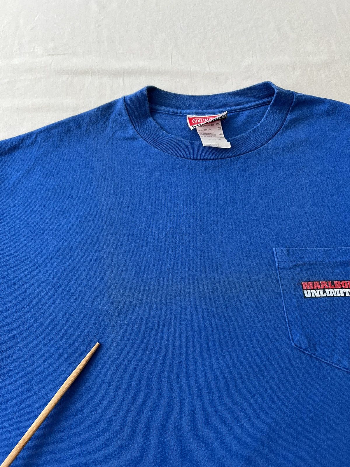 Marlboro Vintage 90s Marlboro Unlimited Wolf Pocket Blue T-shirt Size US XL / EU 56 / 4 - 4 Thumbnail