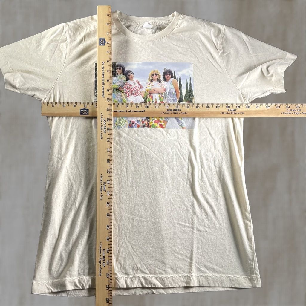 Parker The Linda Lindas Shirt Mens Medium Los Angeles Punk Rock Warby Parker Green Day T-Shirt Beige Mens Rock 90s (if applicable) Size US M / EU 48-50 / 2 - 1 Thumbnail