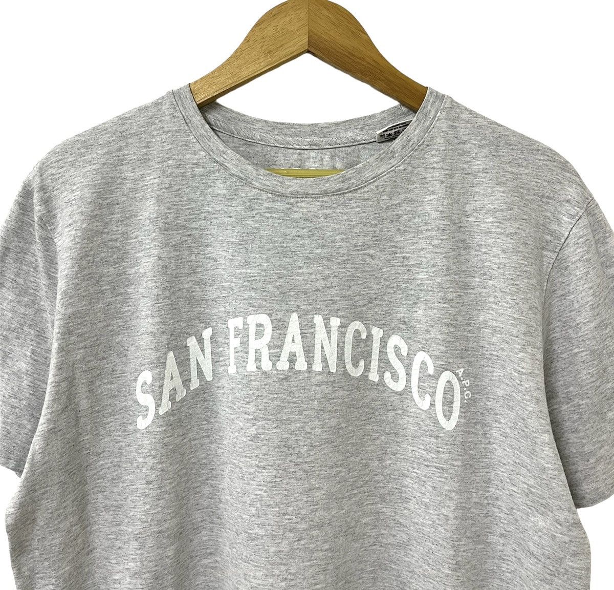 A.P.C. × Designer A.P.C SAN FRANCISCO CALIFORNIA USA SPELL OUT LOGO TSHIRT Size US M / EU 48-50 / 2 - 3 Thumbnail