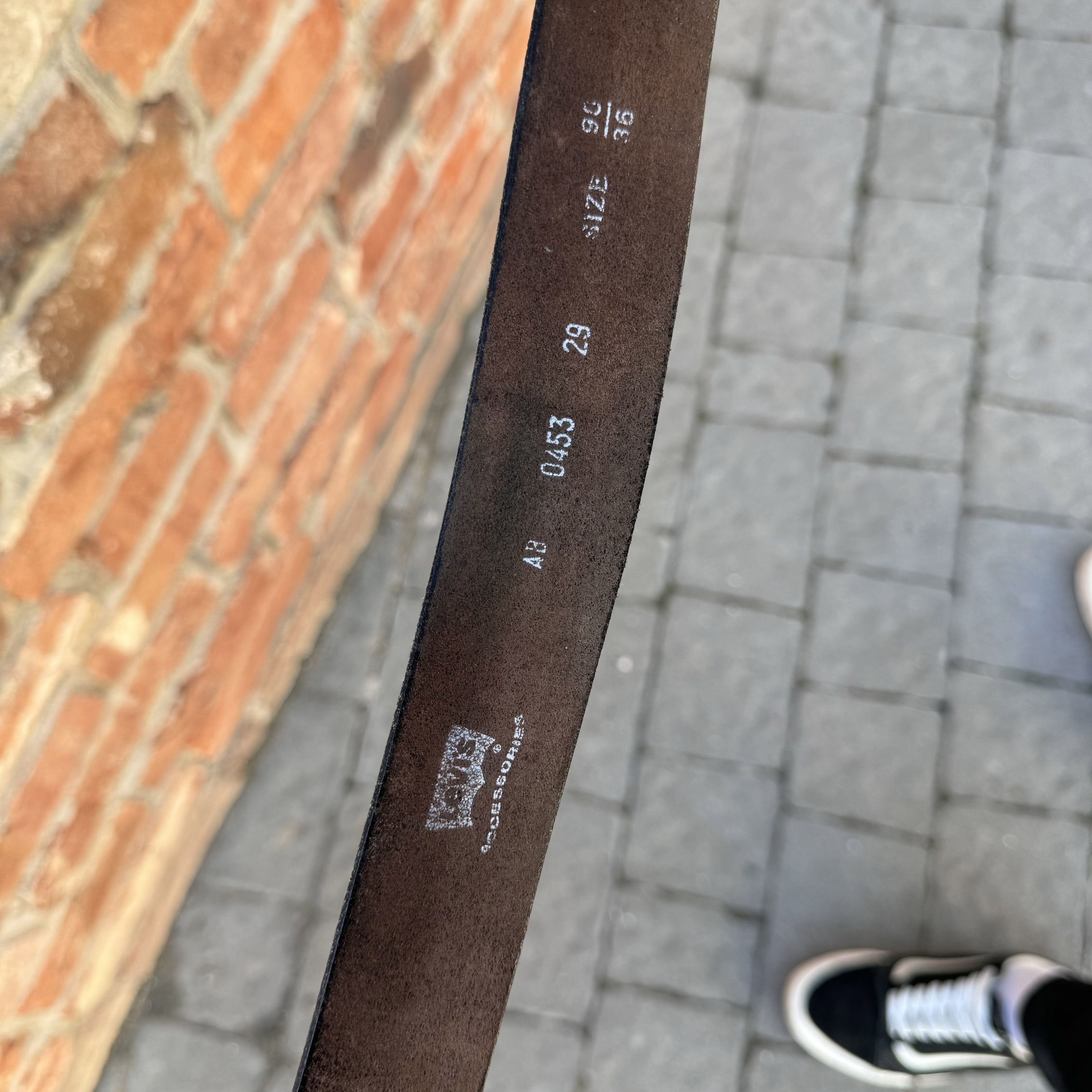 Genuine Leather × Levi's × Vintage Vintage Levi's Red Tab Metal Buckle Brown Leather Belt Size 36 - 3 Thumbnail