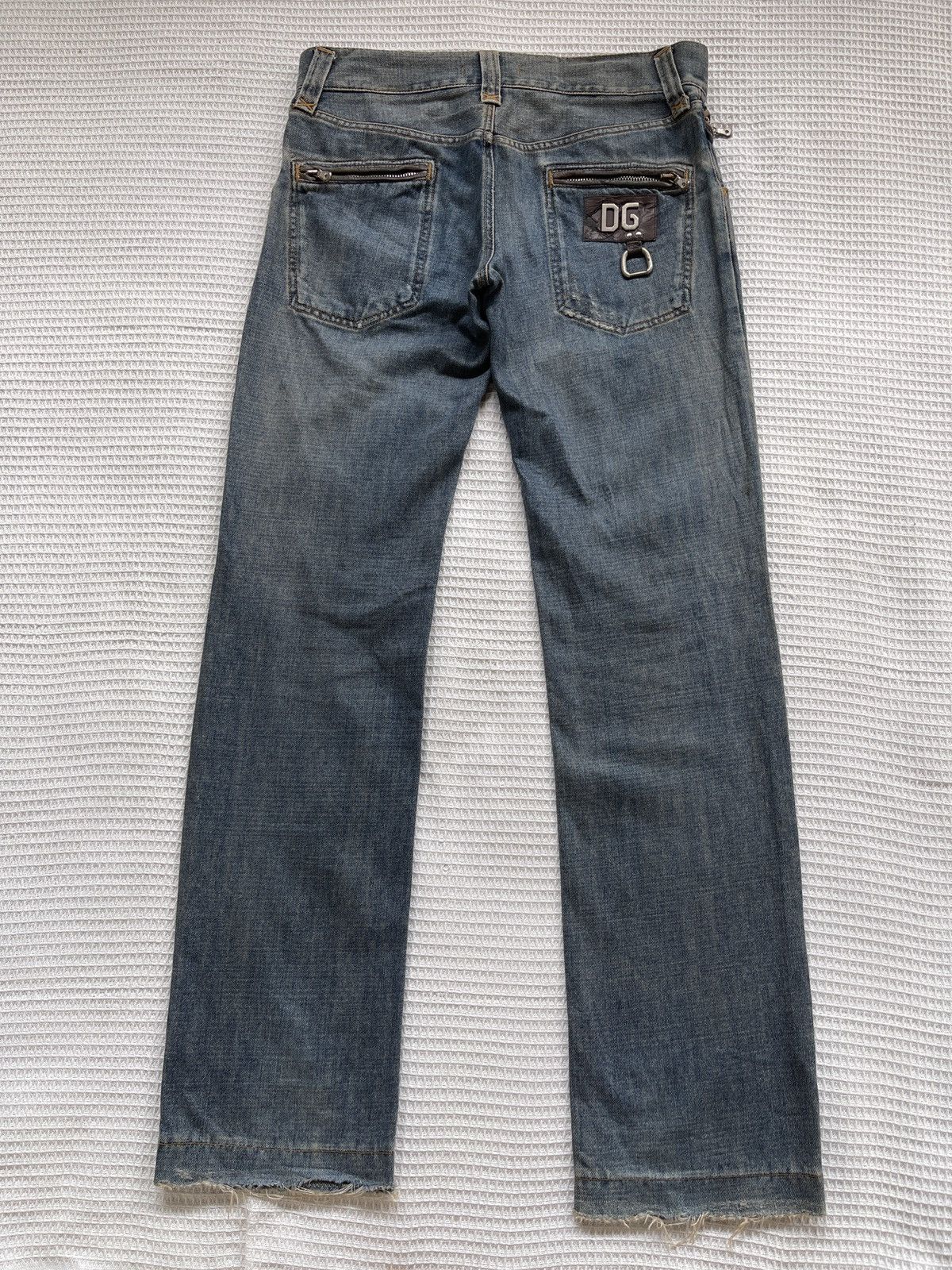 image of Archival Clothing x Distressed Denim dolce & Gabbana 14 Classic Distressed Jeans in Blue (Size 35)