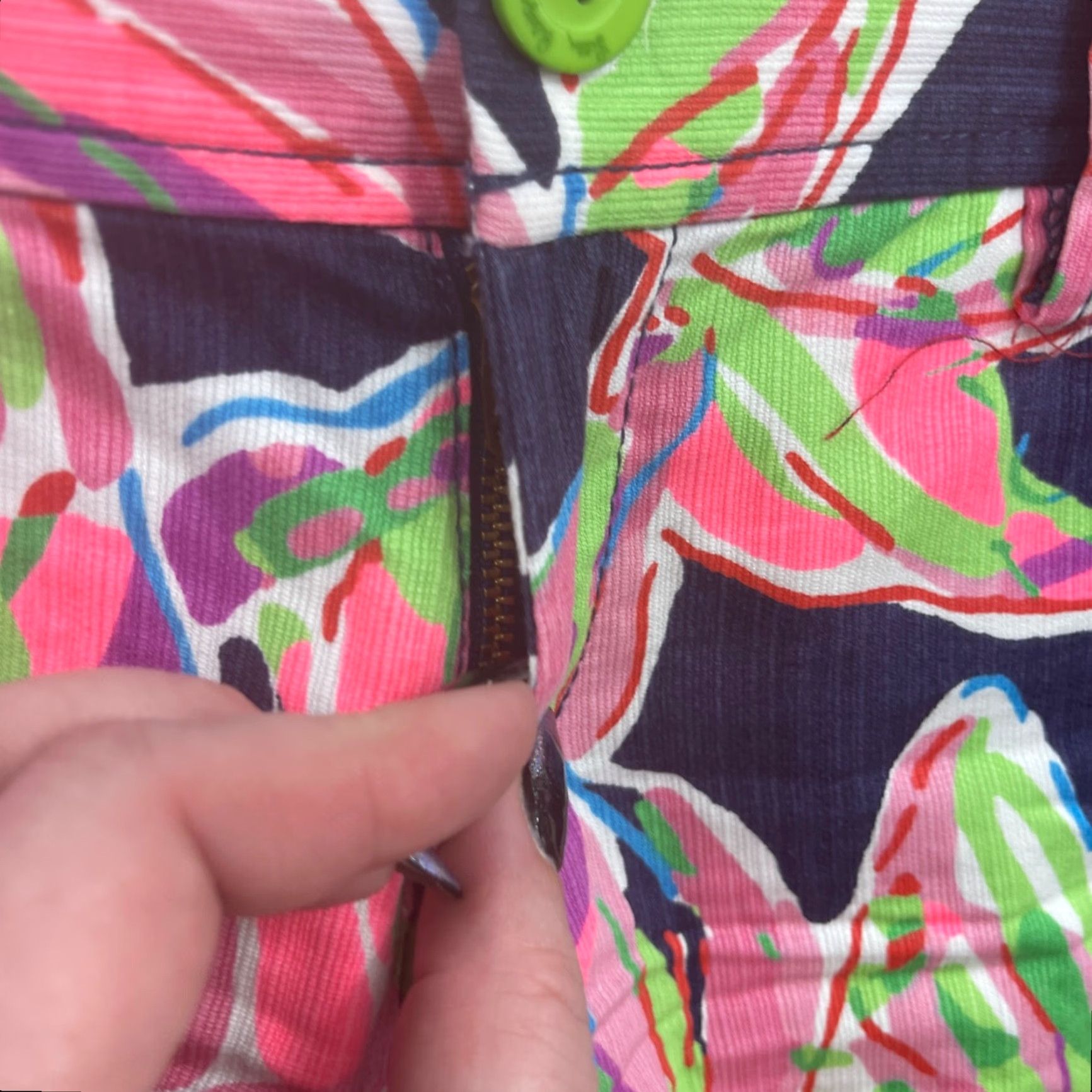Lilly Pulitzer Lilly Pulitzer Callahan Shorts Womens 00 Floral Blue Preppy Casual Pockets Size 24" / US 00 / IT 34 - 7 Thumbnail